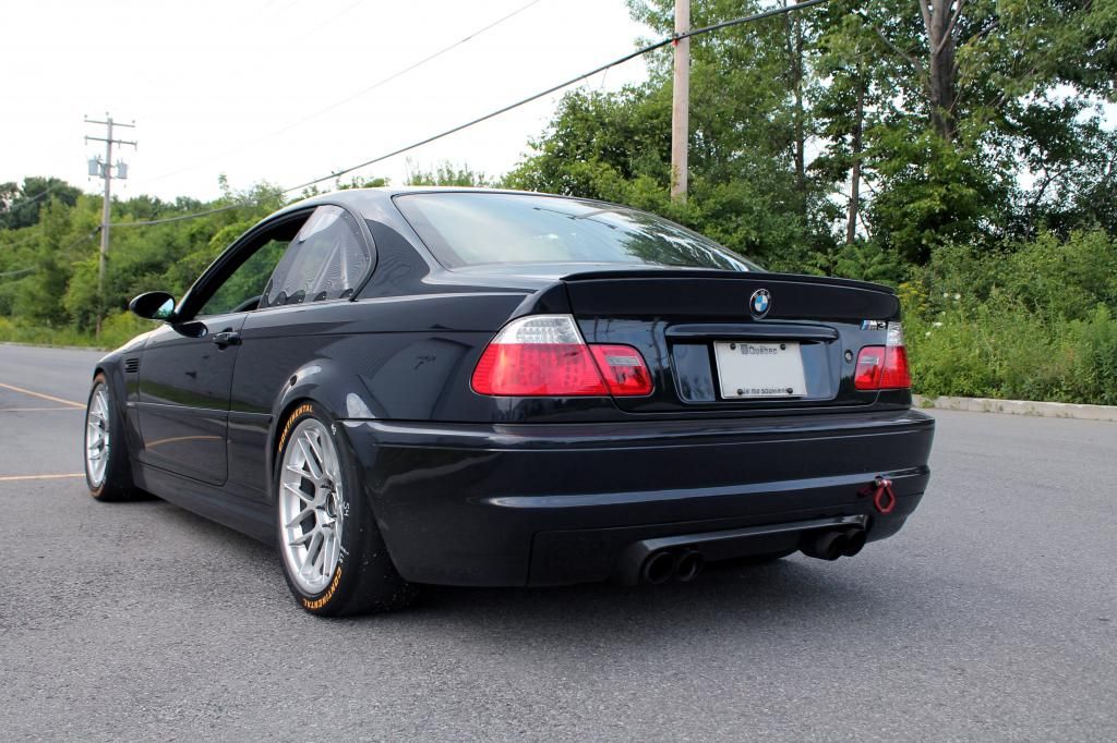 Black BMW E46 M3 with 18" ARC-8 Apex wheels in Hyper Silver