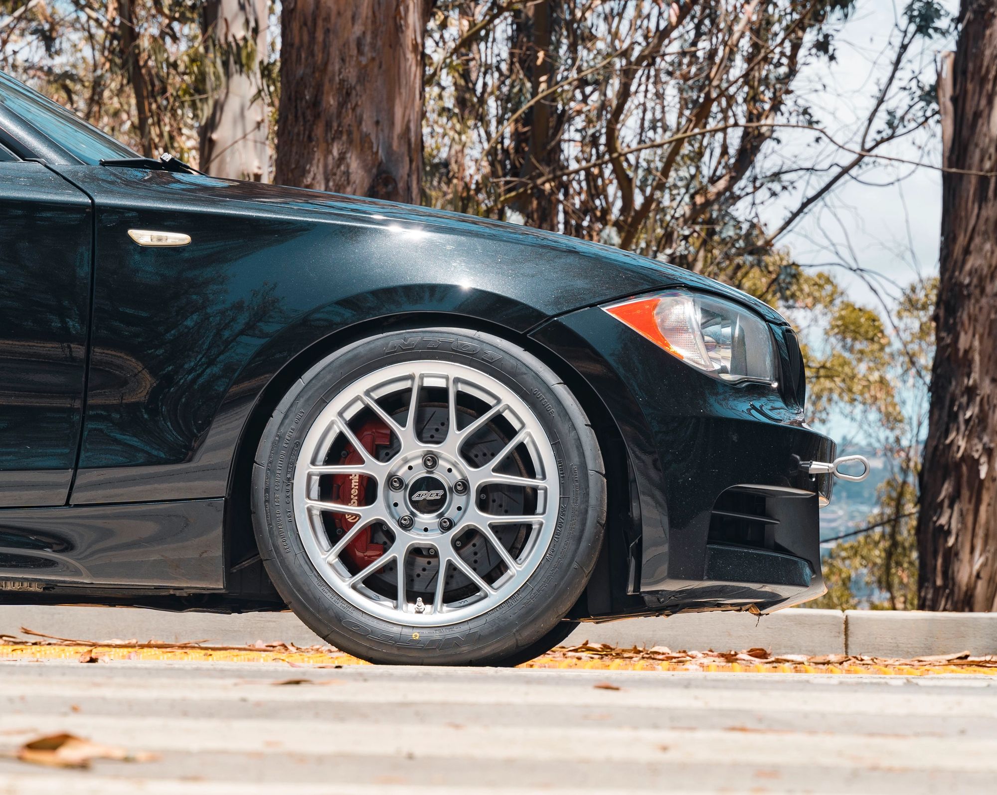 Black BMW E82 Coupe 1 Series with 17" ARC-8 Apex wheels in Race Silver