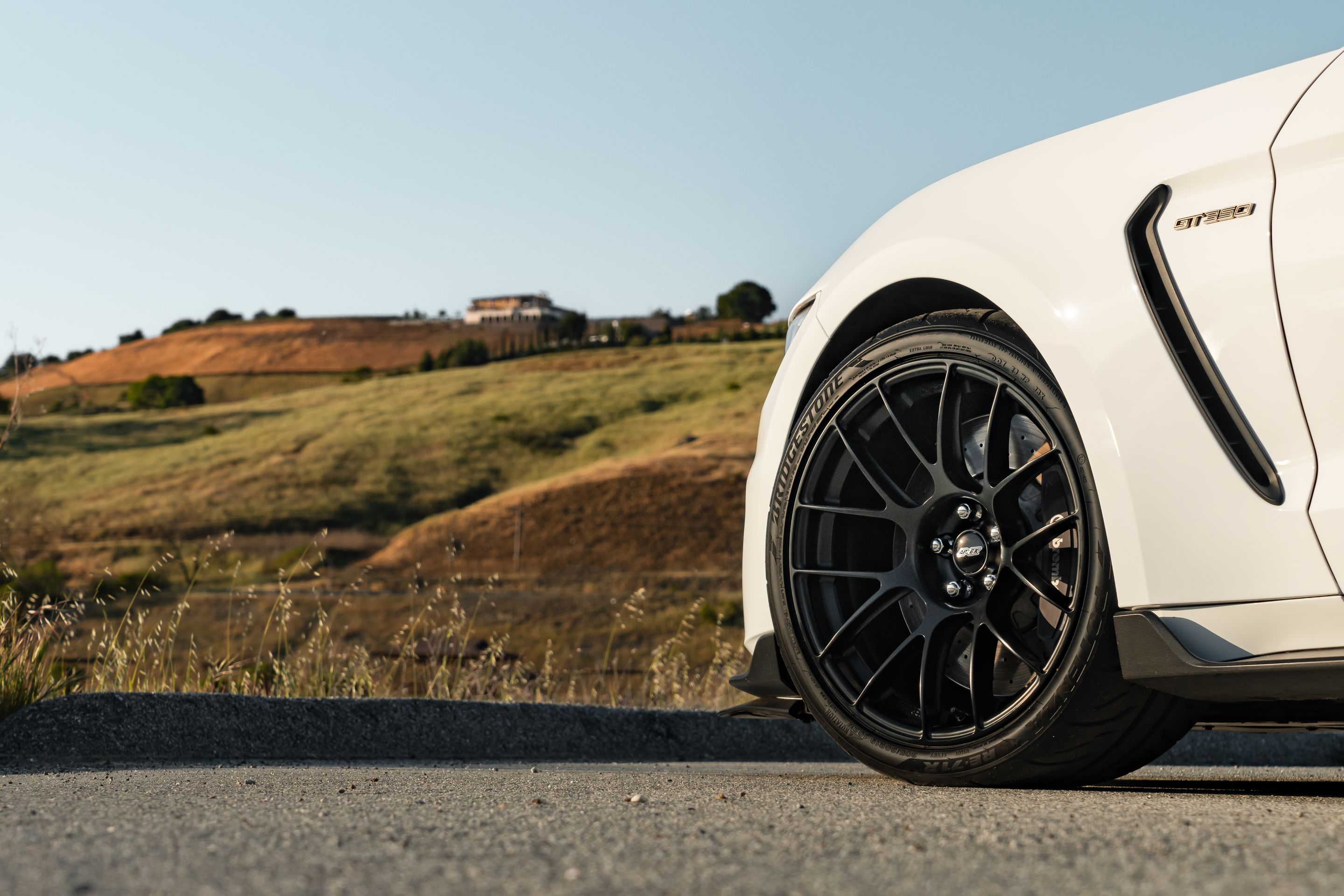 White Ford S550 Mustang GT350 with 19" EC-7RS Apex wheels in Satin Black