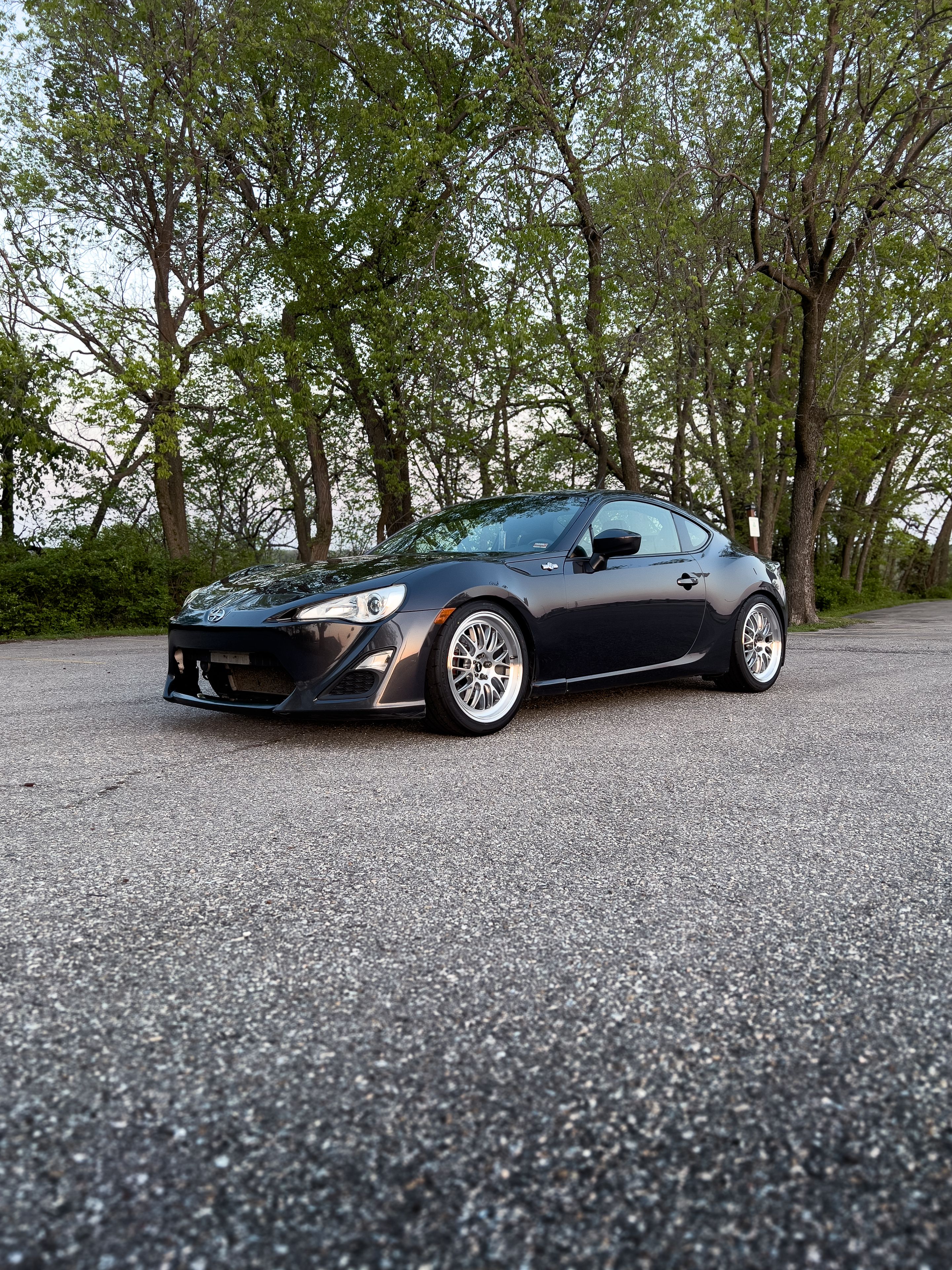 Grey Scion FR-S with 18" ML-10RT Apex wheels in Machined Lip Brushed Clear
