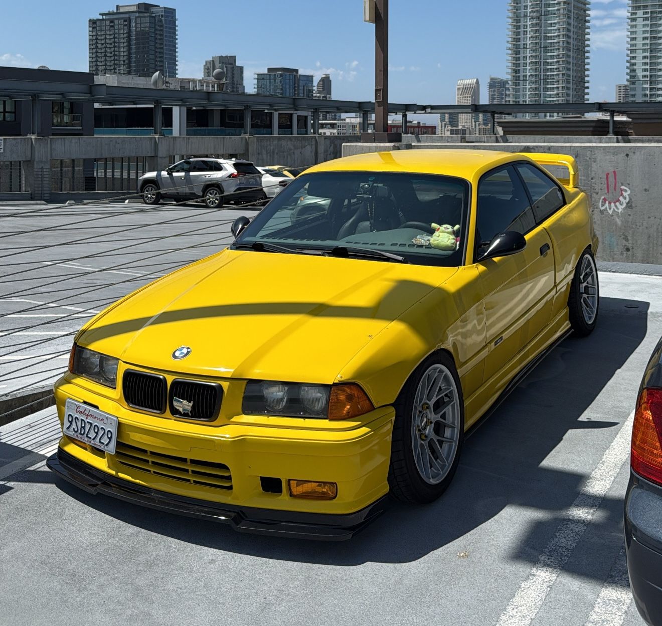 Yellow BMW E36 M3 with 17" ARC-8 Apex wheels in Race Silver