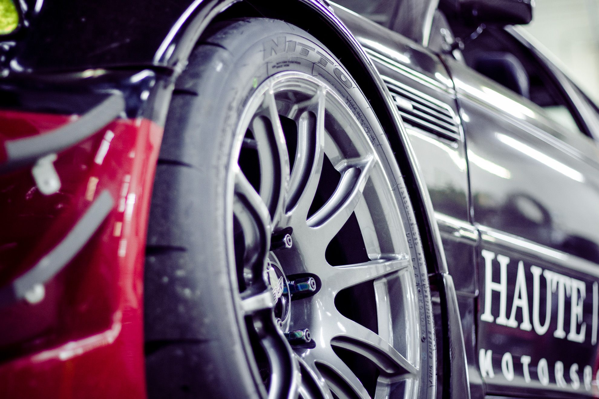 Multicolor BMW E46 M3 with 18" SM-10 Apex wheels in Anthracite