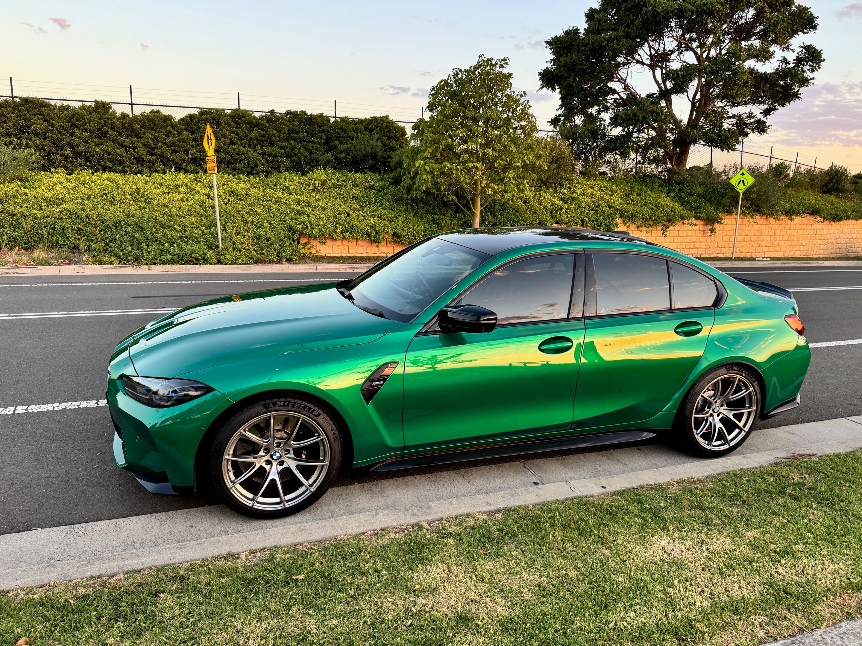 Green BMW G80 M3 with 19" VS-5 Apex wheels in Hyper Black