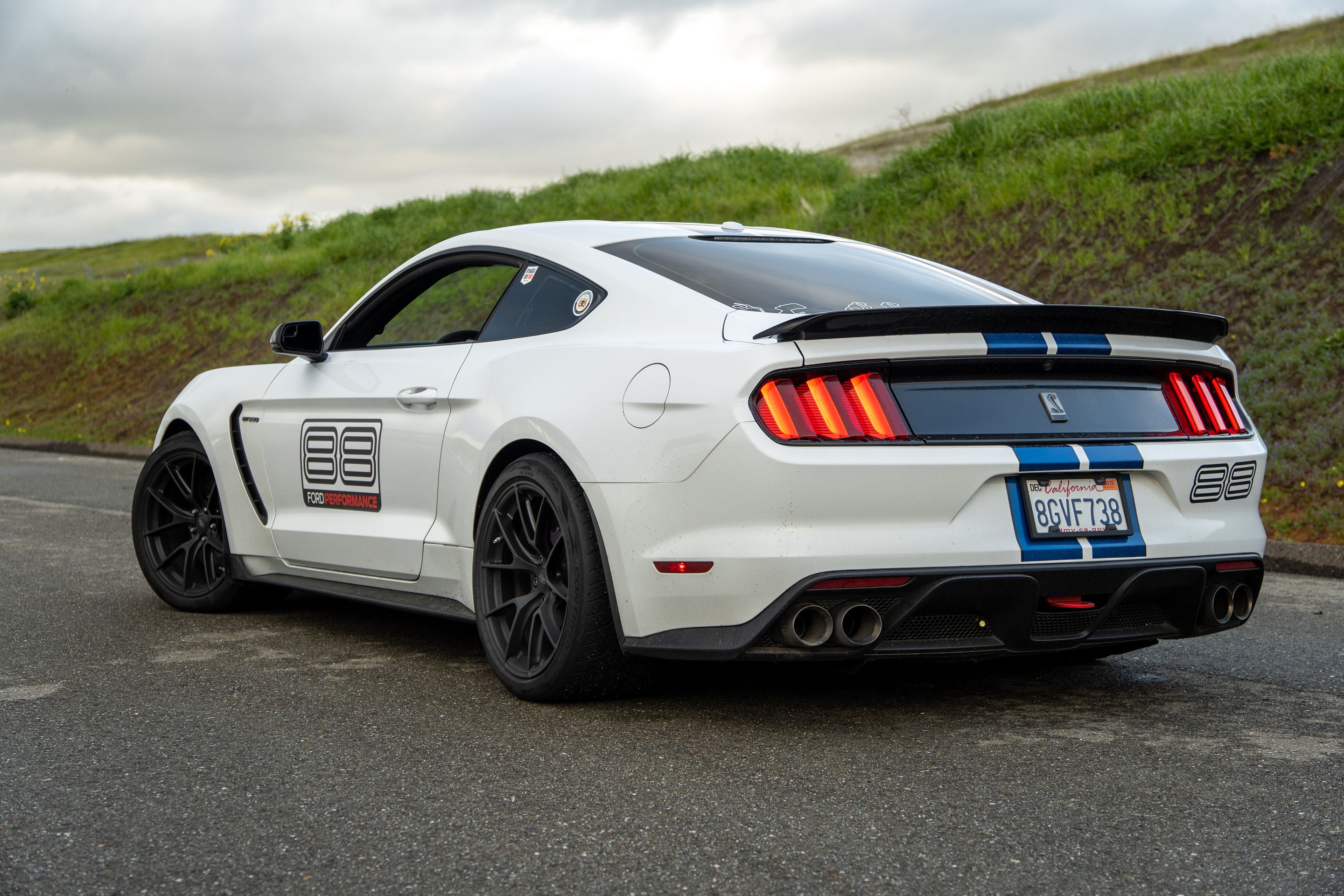 White Ford S550 Mustang GT350 with 19" VS-5RS Apex wheels in Satin Black