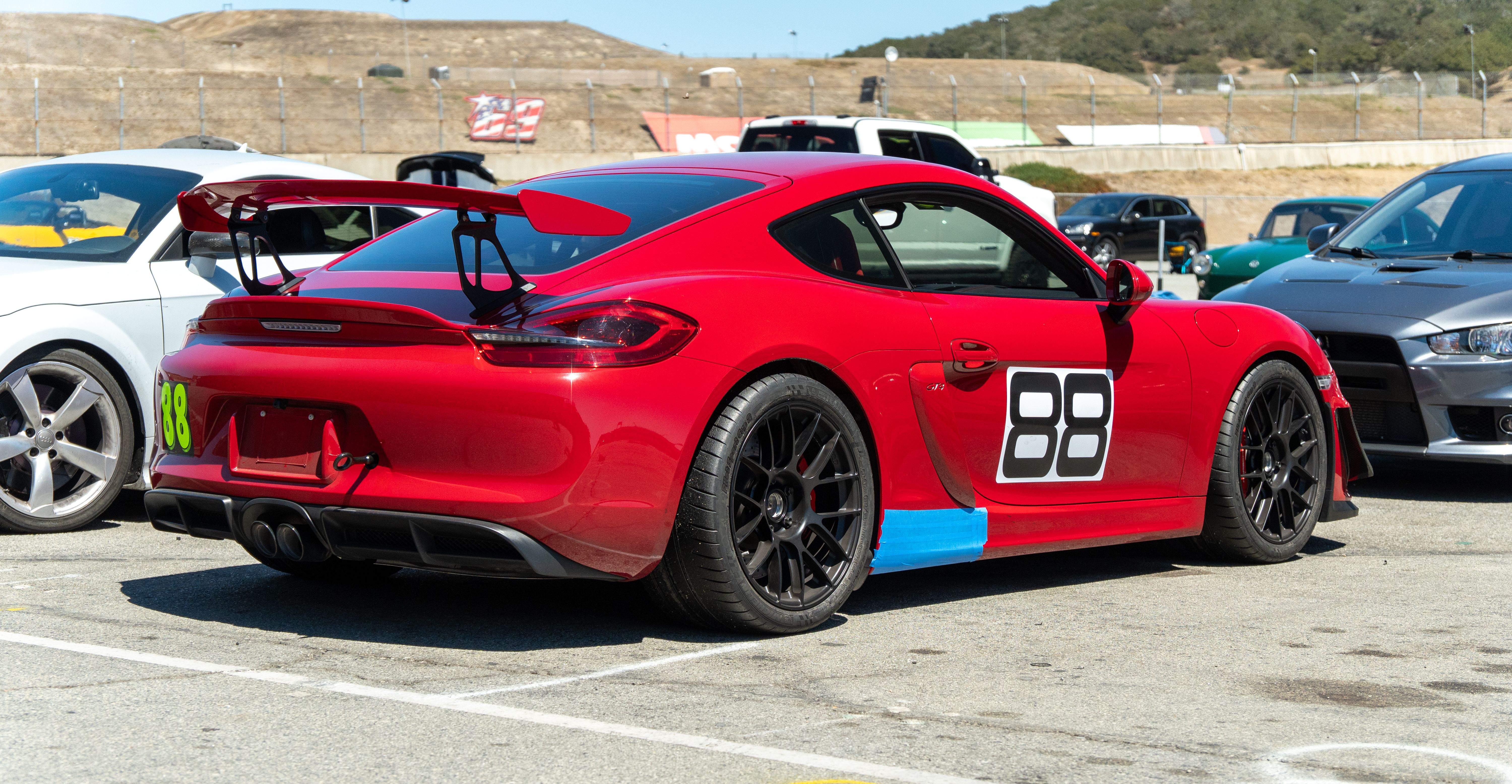 アメジスト Porsche 981 Cayman GT4 with 19