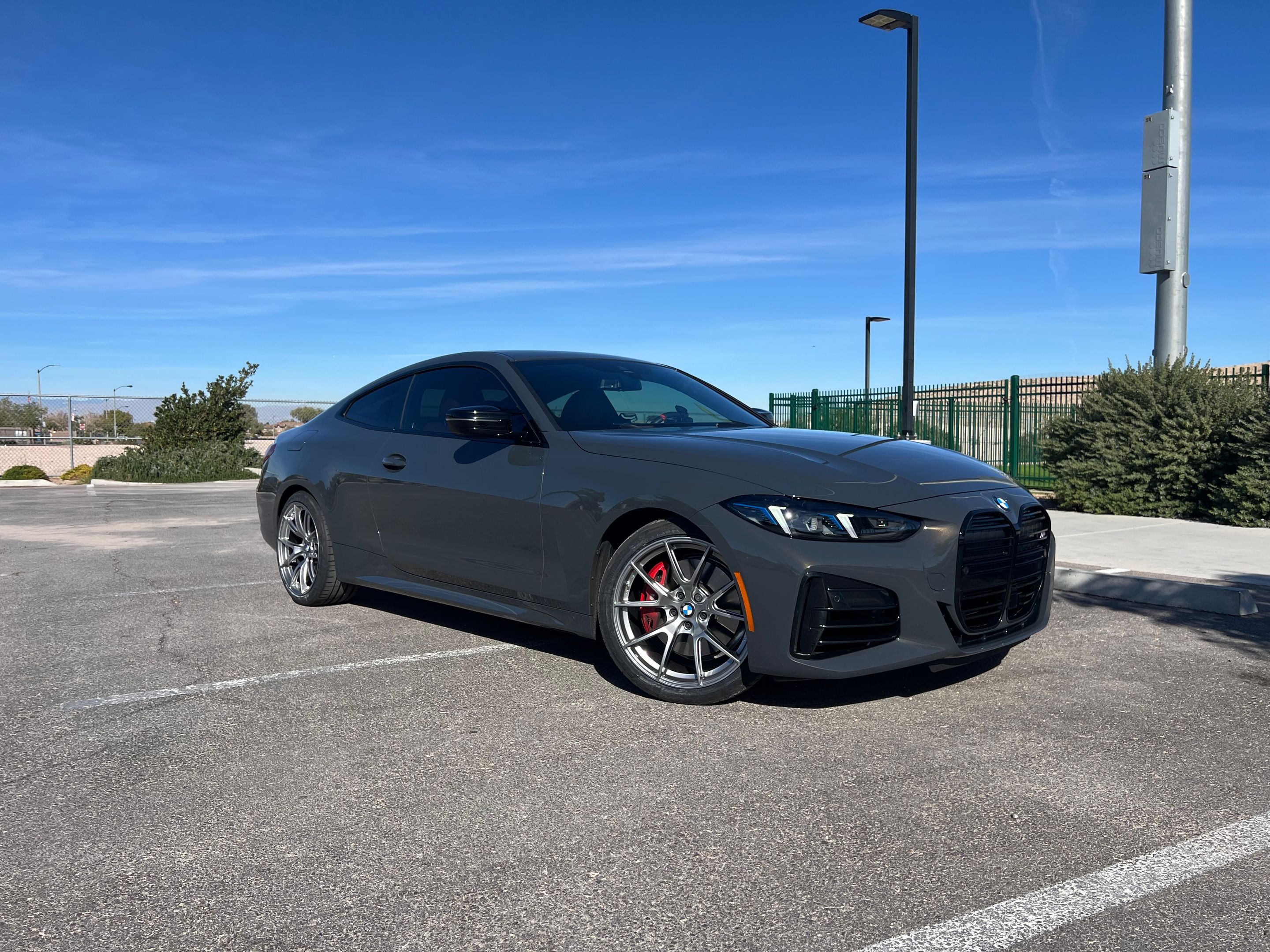 Grey BMW G22 Coupe 4 Series with 18" VS-5 Apex wheels in Hyper Black