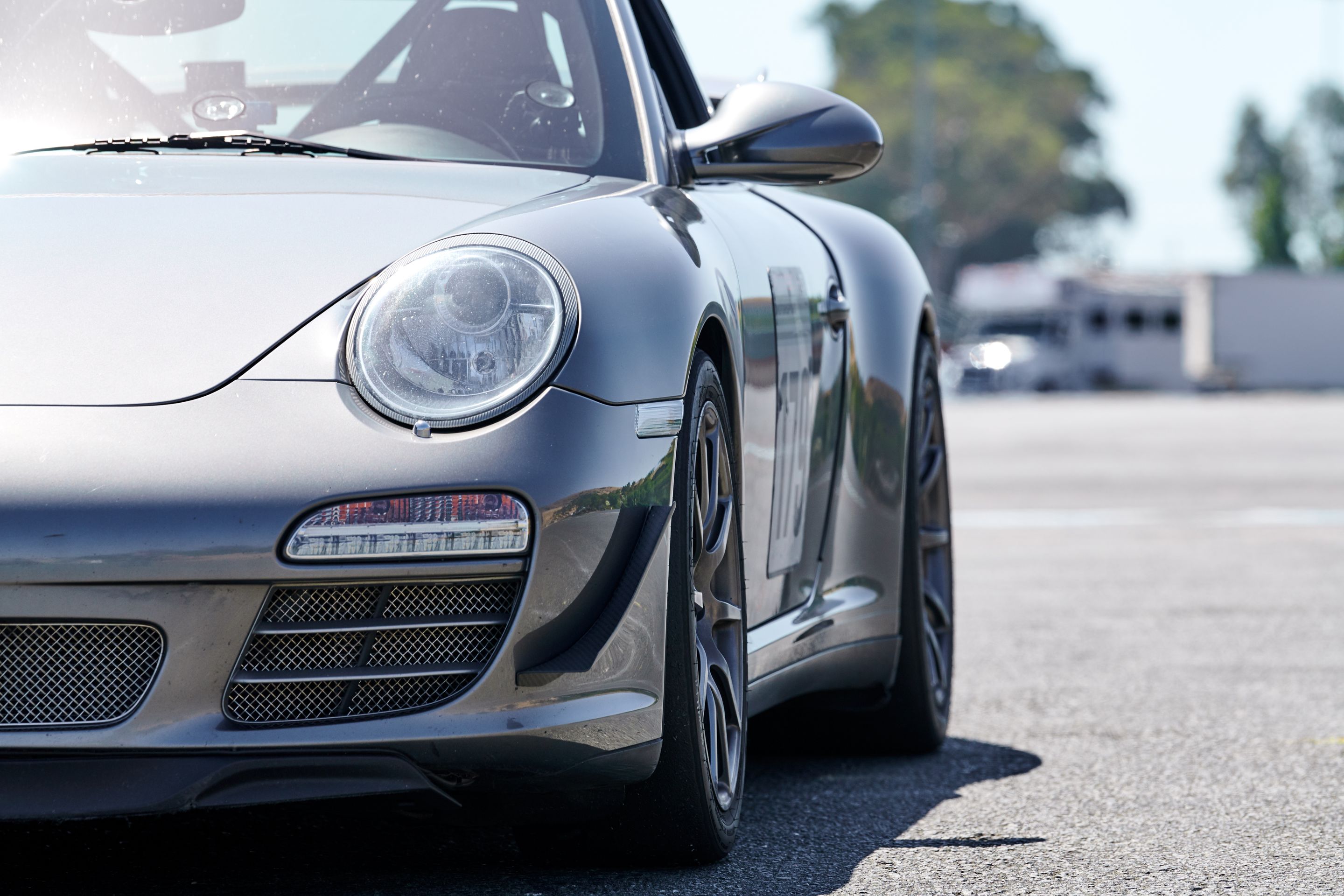 Grey Porsche 911 997 Carrera 4S with 18" SM-10 Apex wheels in Anthracite