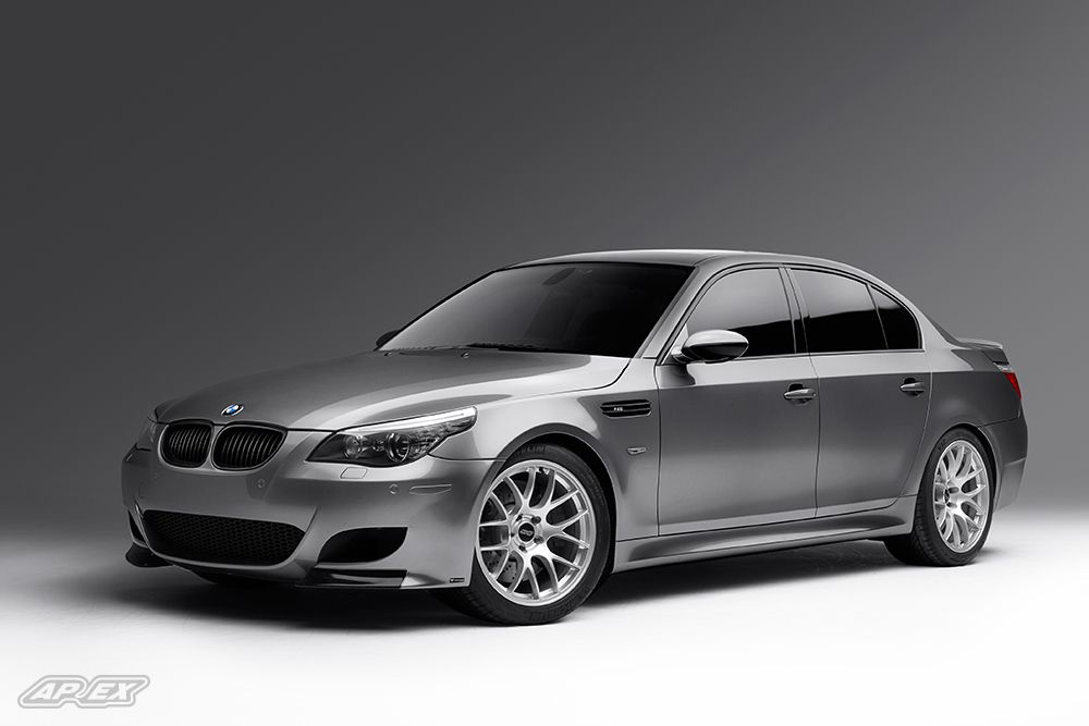 BMW E60 M5 with 19