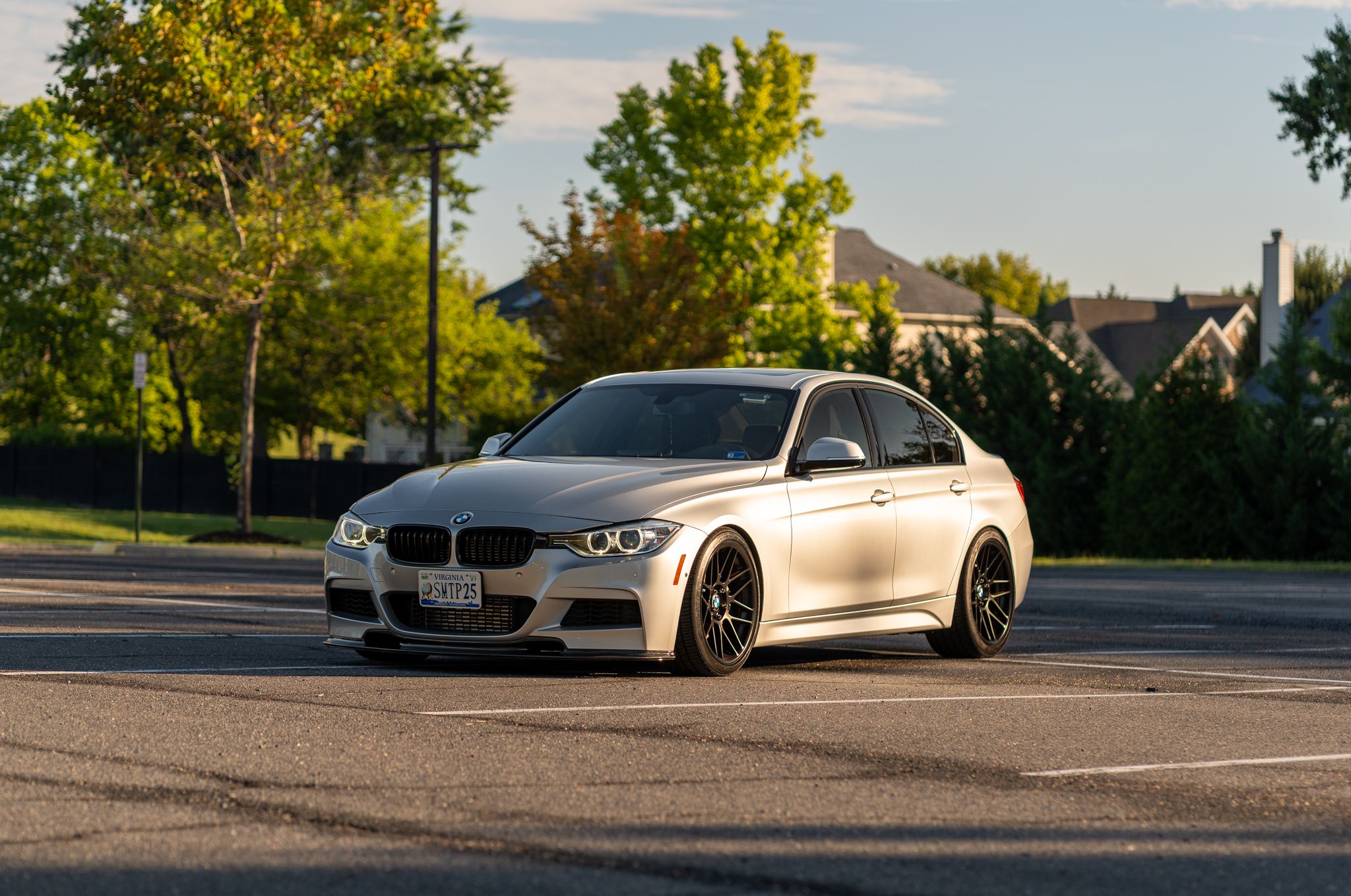 Silver BMW 3 Series - ARC-8 in Satin Black