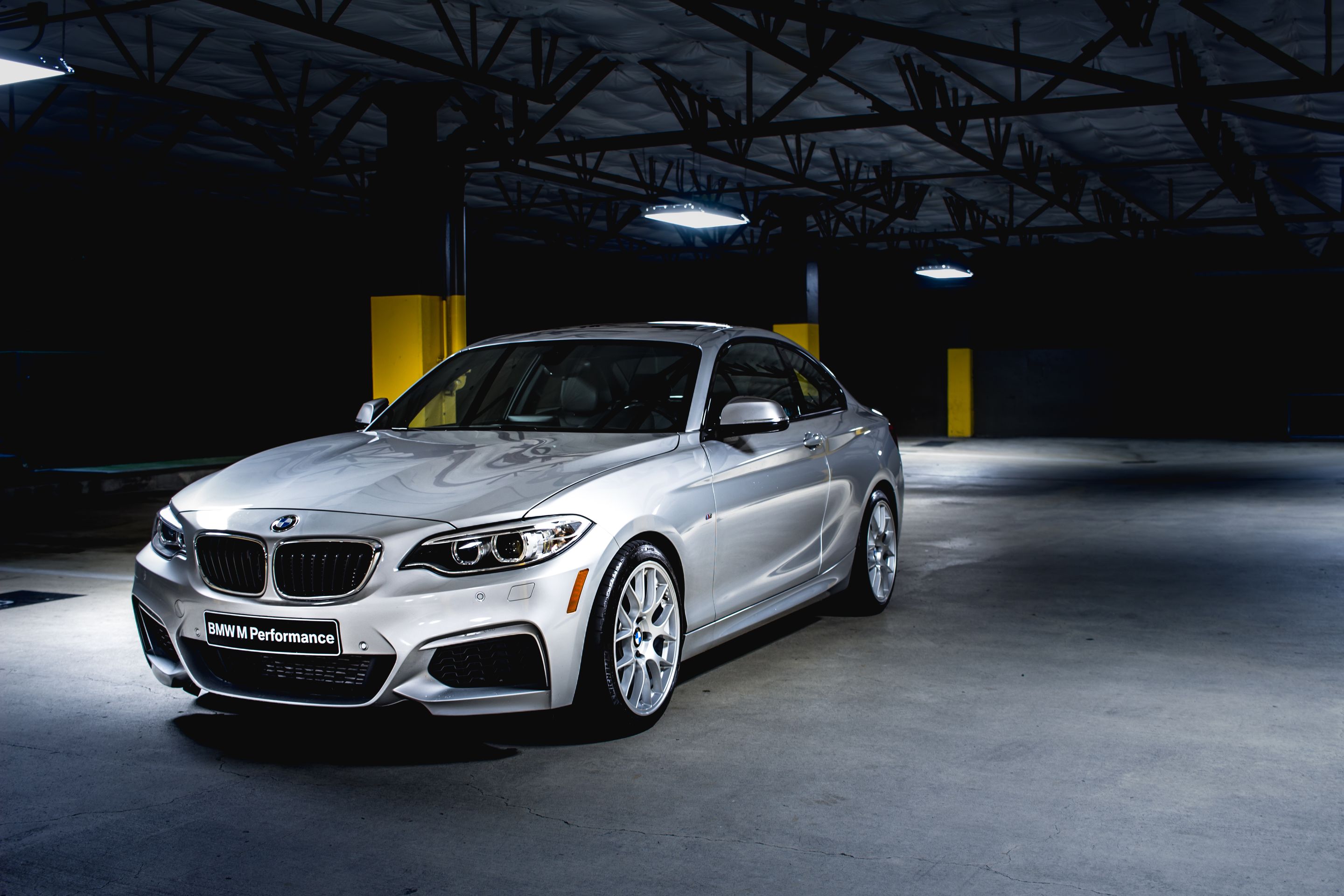 Silver BMW F22 Coupe 2 Series with 18" EC-7 Apex wheels in Race Silver
