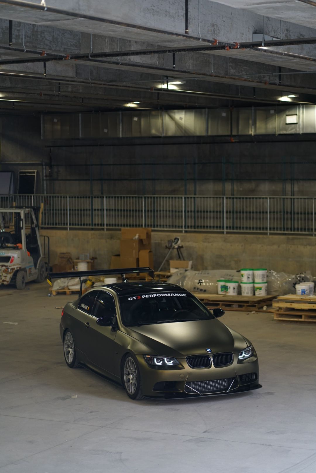 Brown BMW E92 Coupe 3 Series with 18" EC-7 Apex wheels in Race Silver