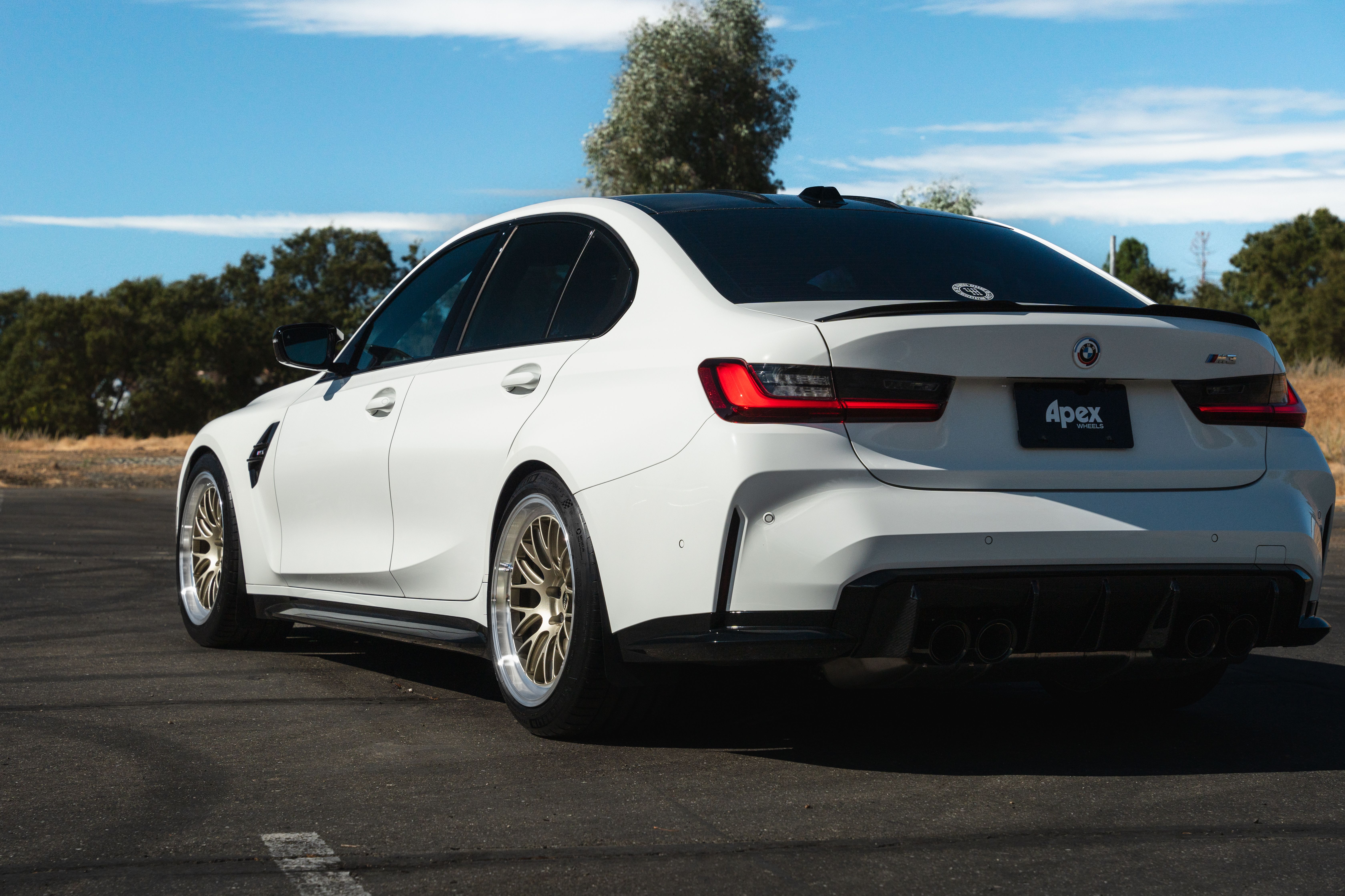 White BMW G80 M3 with 19" ML-10RT Apex wheels in Machined Lip Gloss Motorsport Gold