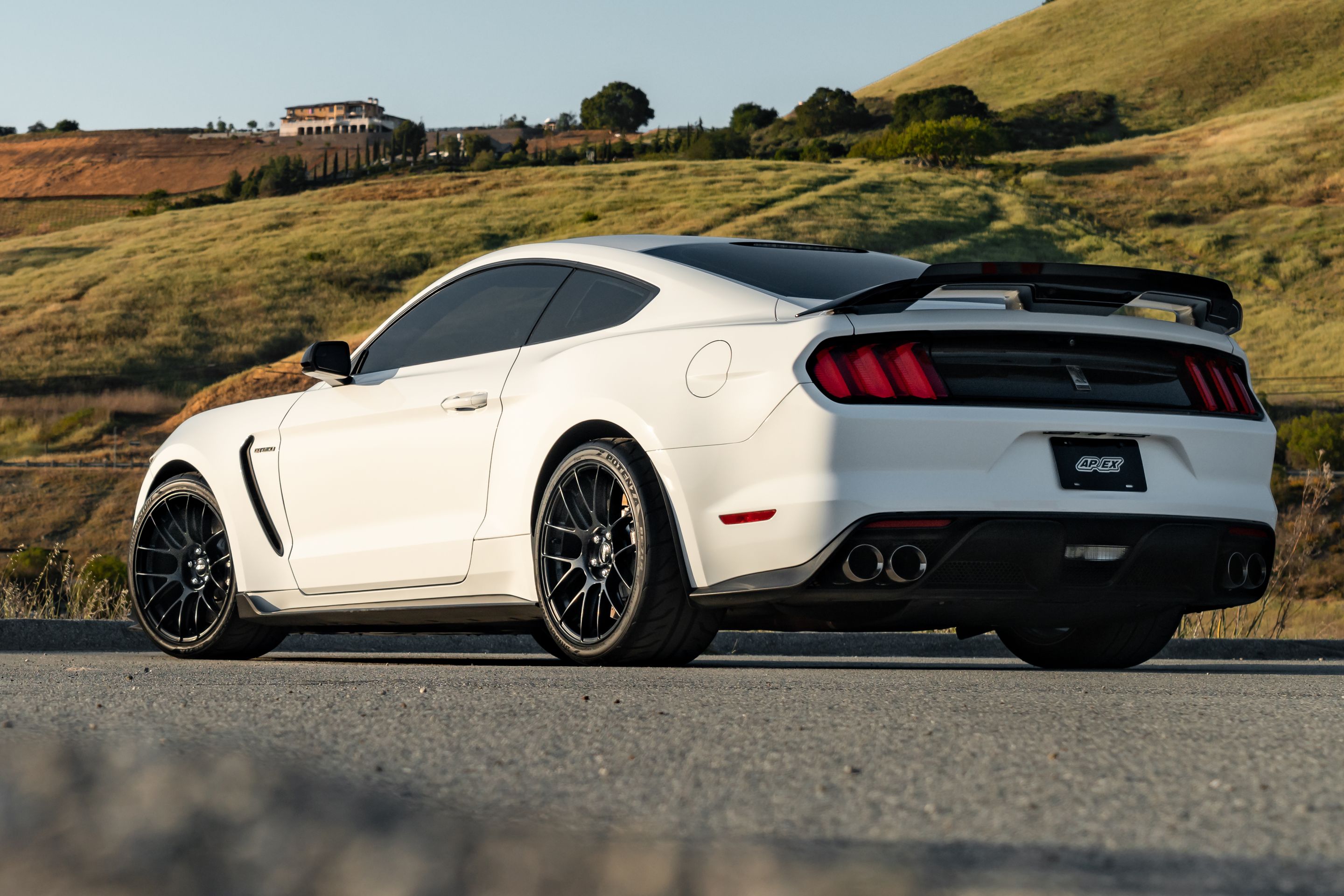 White Ford S550 Mustang GT350 with 19" EC-7RS Apex wheels in Satin Black