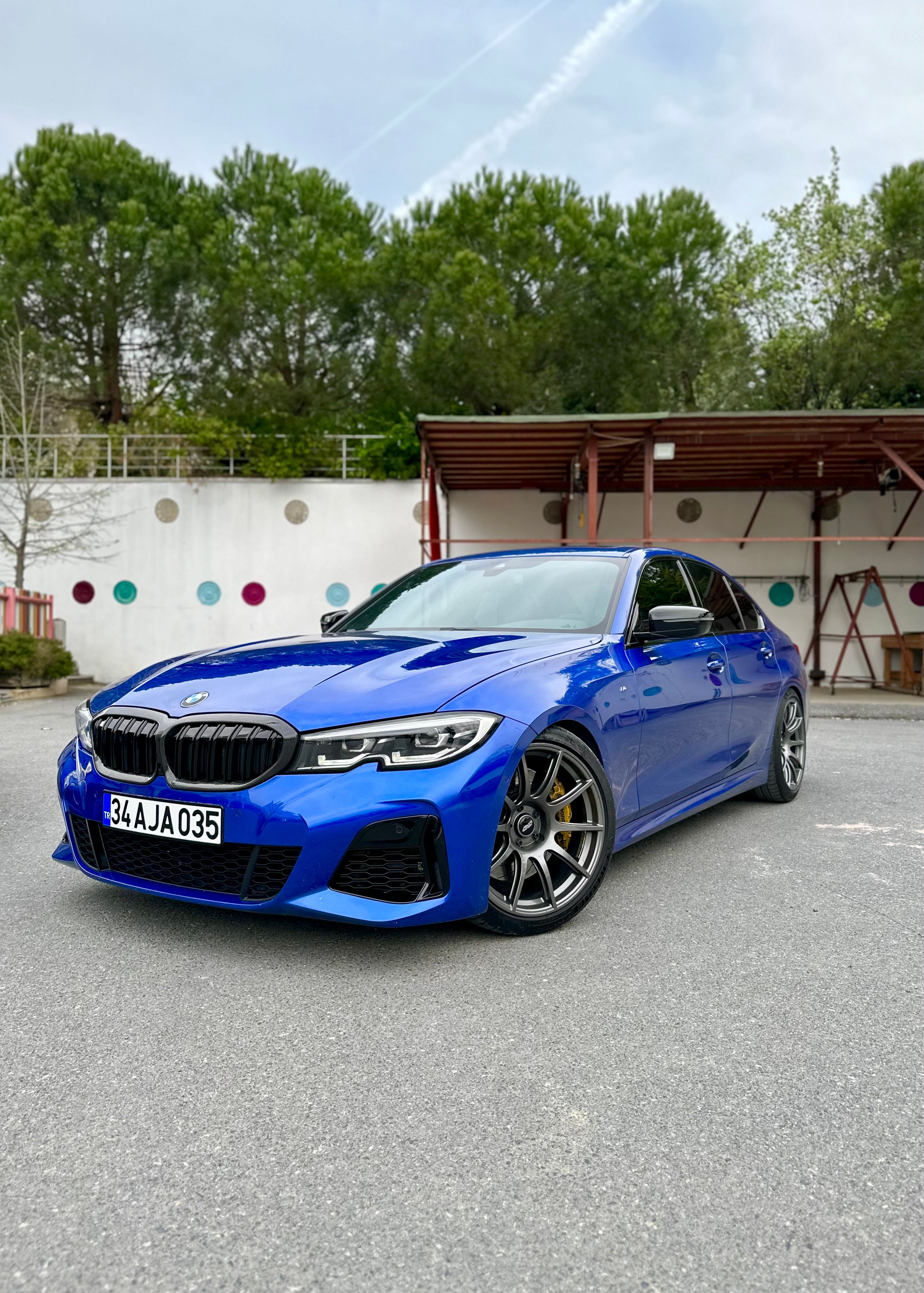 BMW G20 Sedan 3 Series with 19