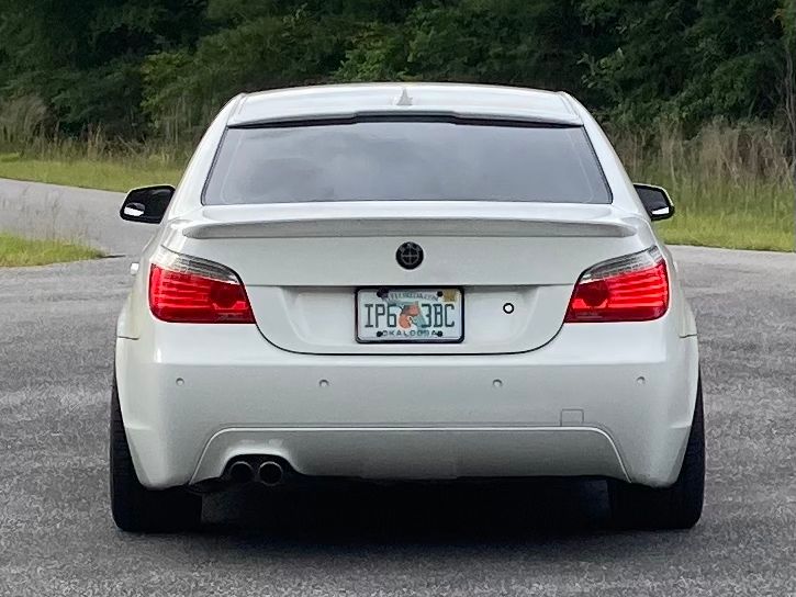 White BMW E60 Sedan 5 Series with 19" EC-7 Apex wheels in Race Silver
