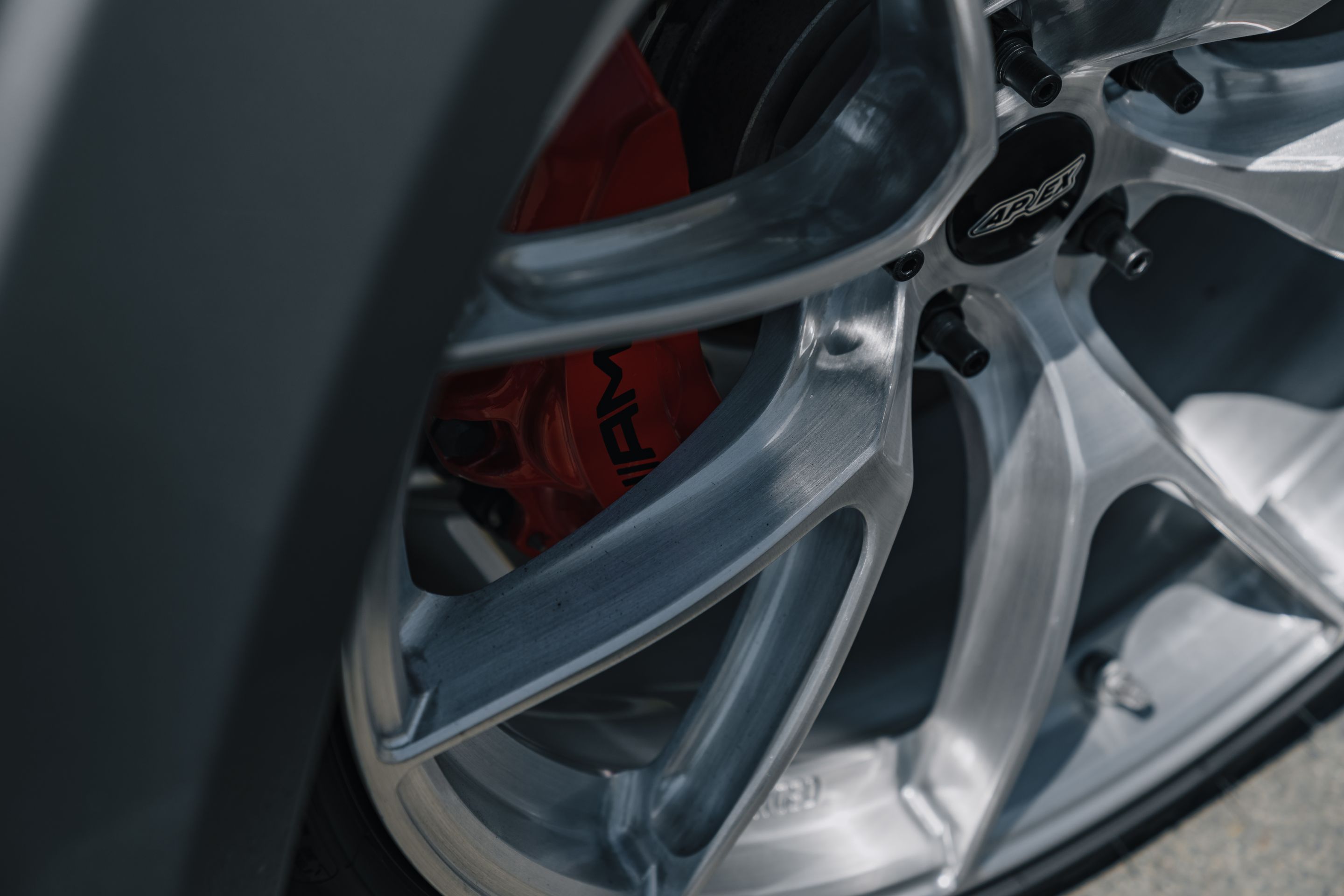 Grey Mercedes-Benz BR212 E-Class AMG with 20" VS-5RS Apex wheels in Brushed Clear