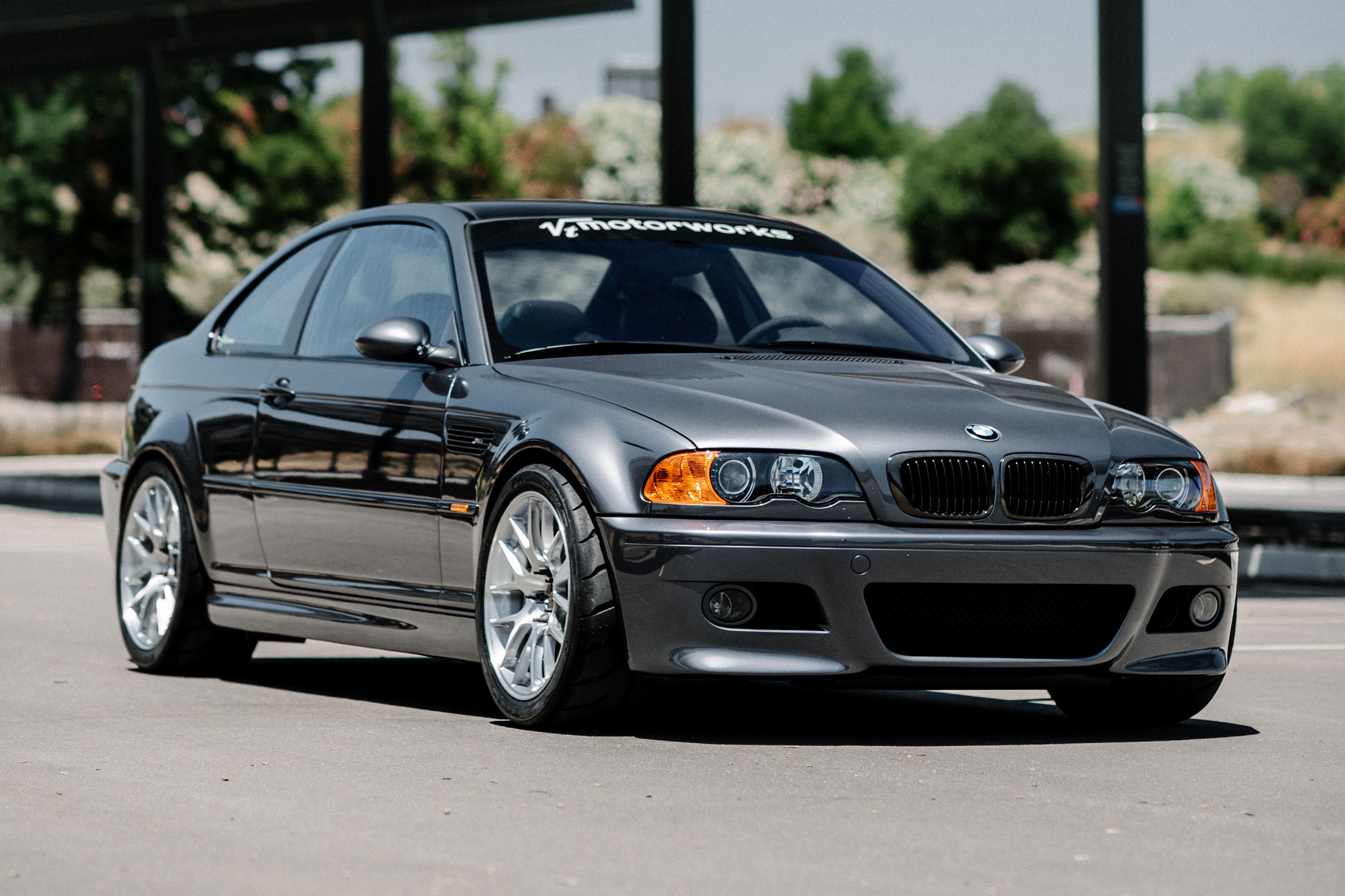 Grey BMW E46 M3 with 18" EC-7R Apex wheels in Brushed Clear
