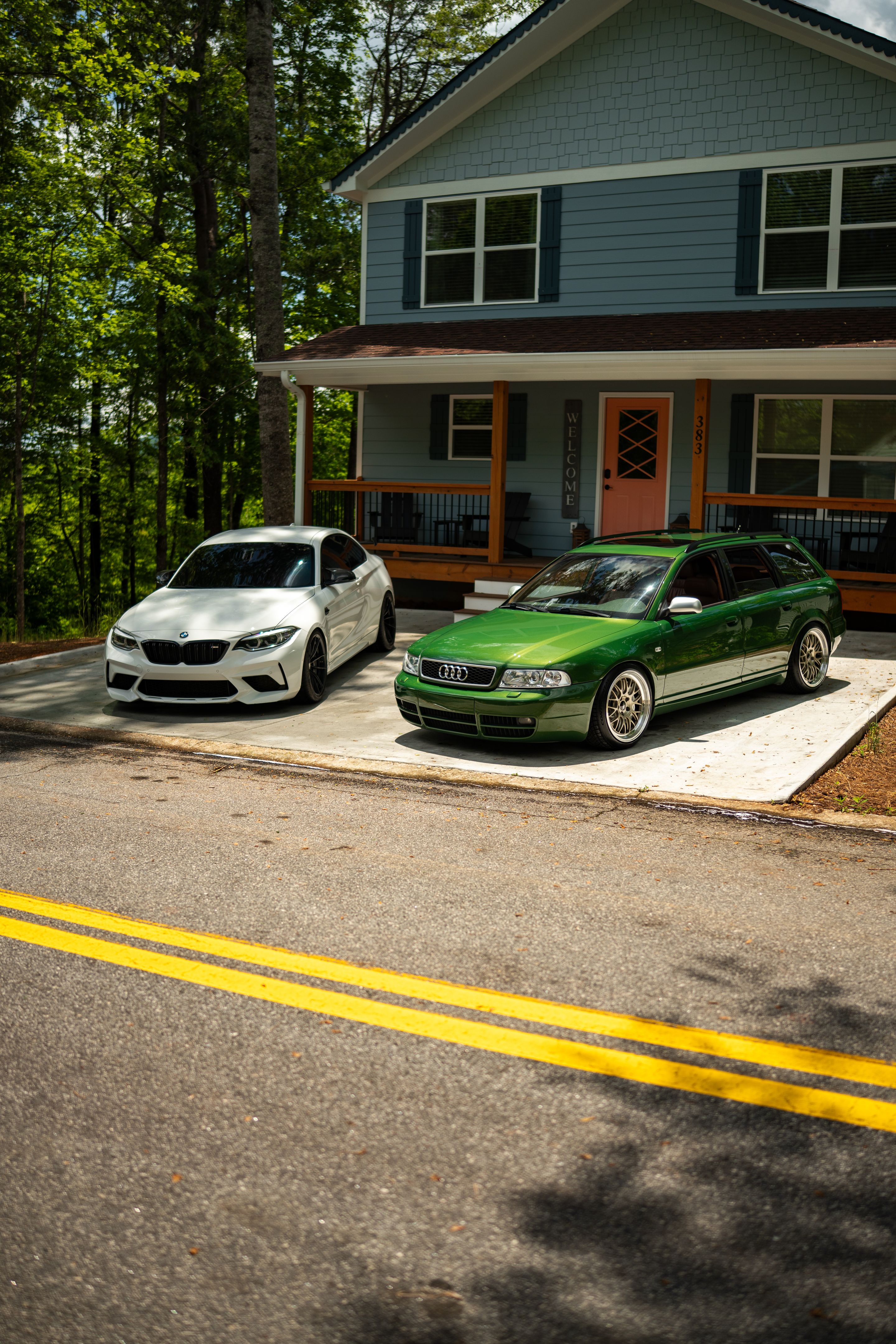 Green Audi B5 S4 Avant/Wagon with 18" ML-10RT Apex wheels in Machined Lip Gloss Motorsport Gold