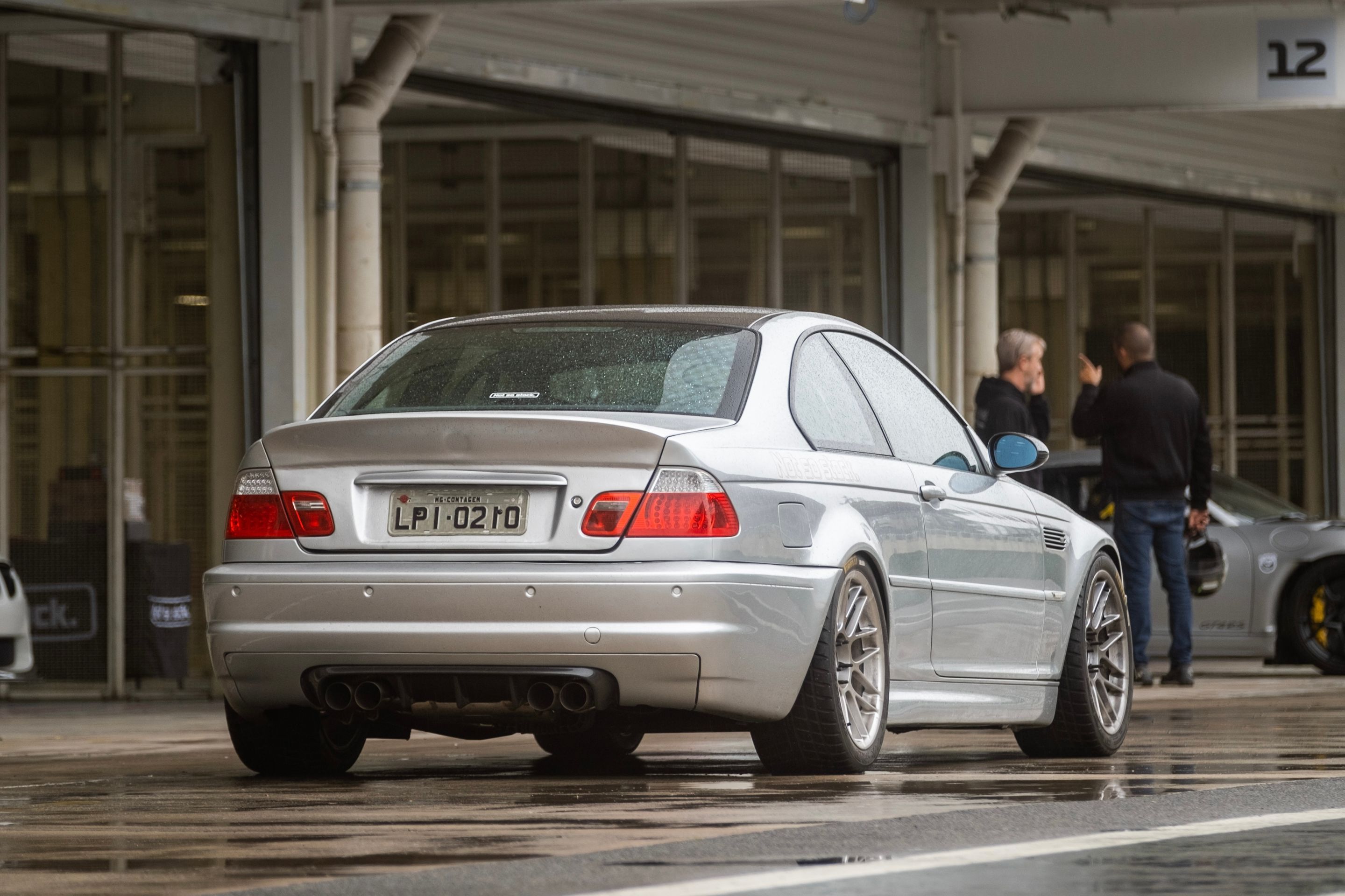 Silver BMW E46 M3 with 18" ARC-8 Apex wheels in Hyper Silver