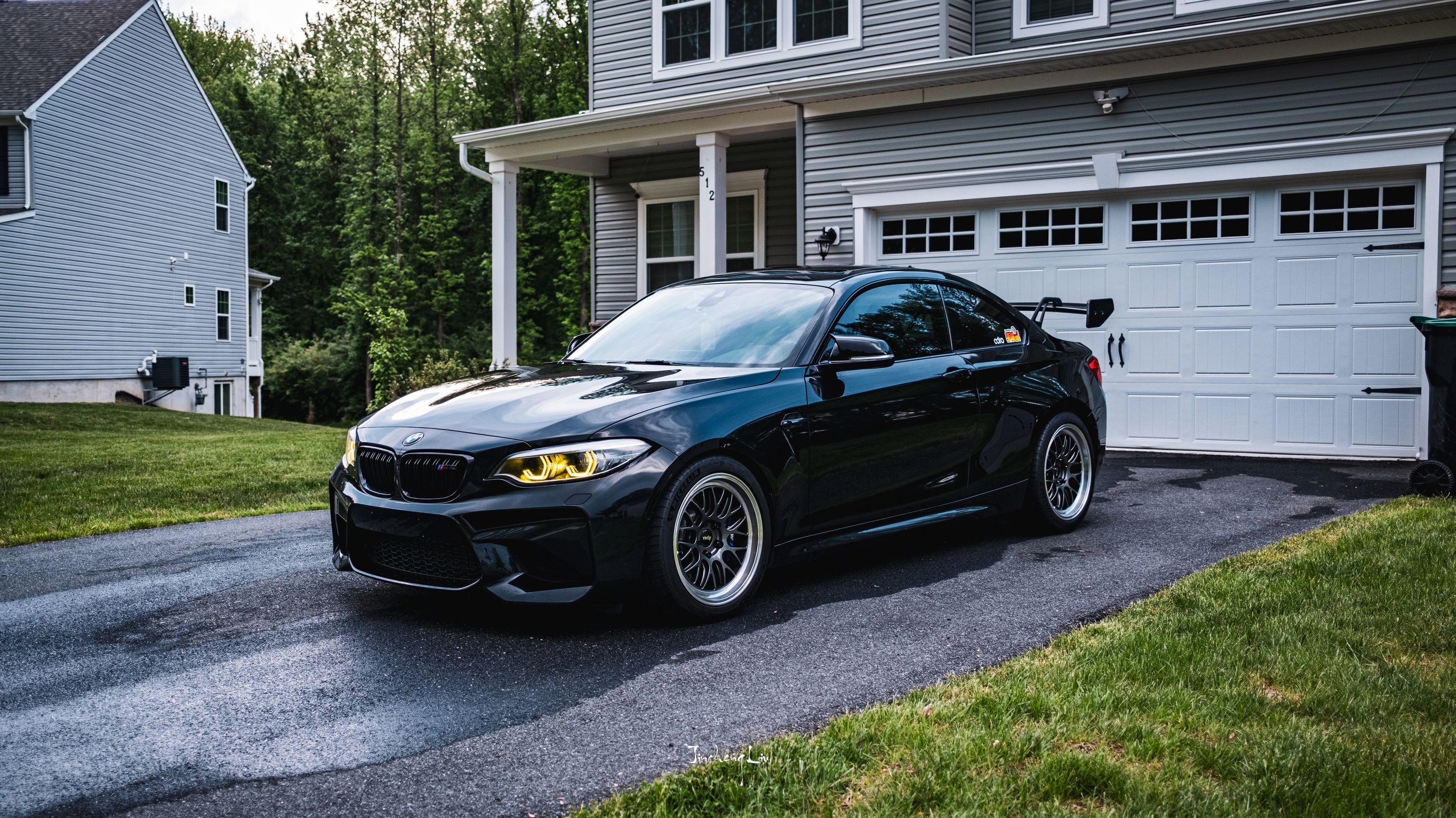 Black BMW F87 M2 with 18" ML-10RT Apex wheels in Machined Lip Anthracite