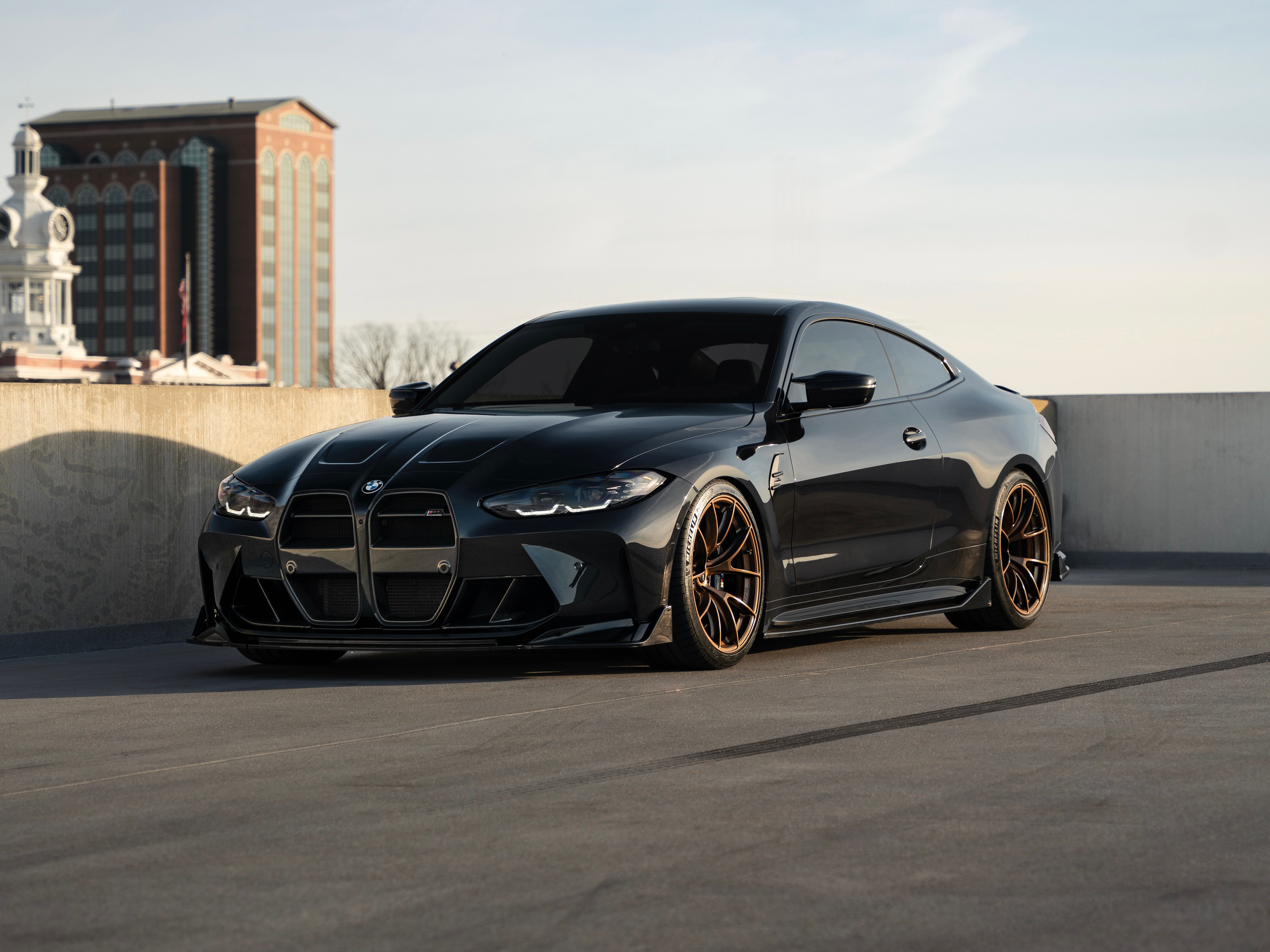 Black BMW M4 - VS-5RS in Satin Bronze
