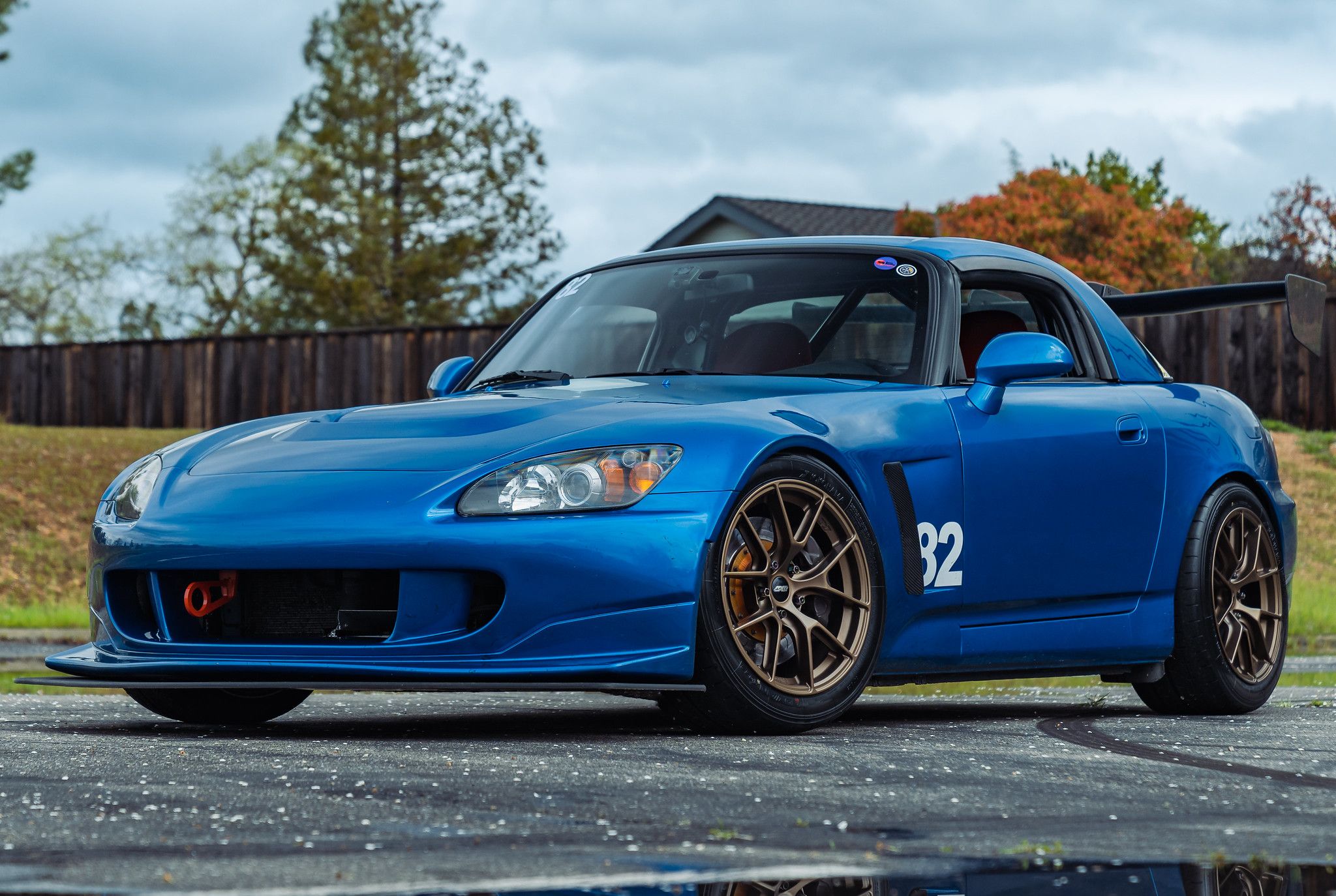 Blue Honda S2000 with 17" VS-5RS Apex wheels in Satin Bronze