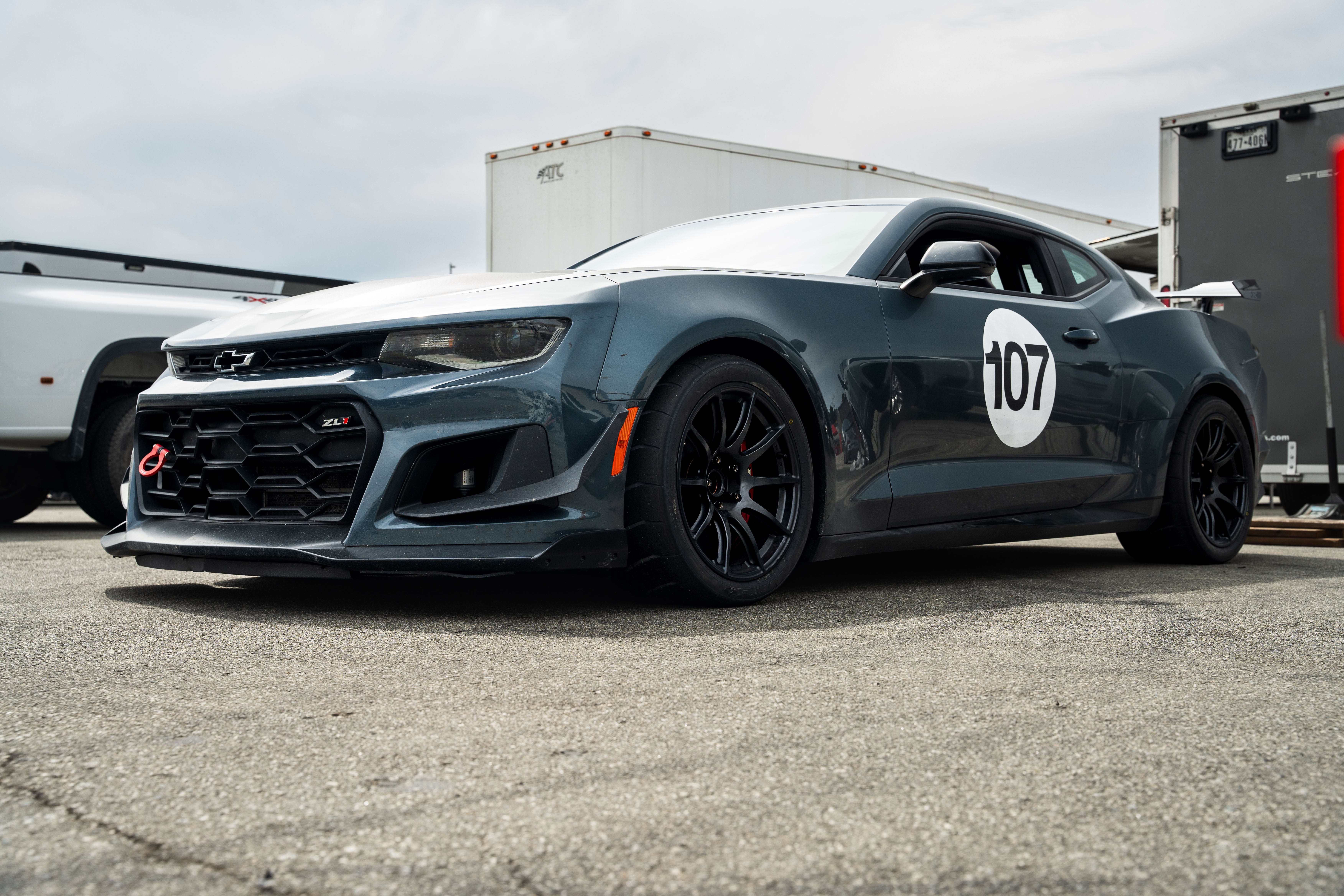 Grey Chevrolet Camaro - SM-10 in Anthracite