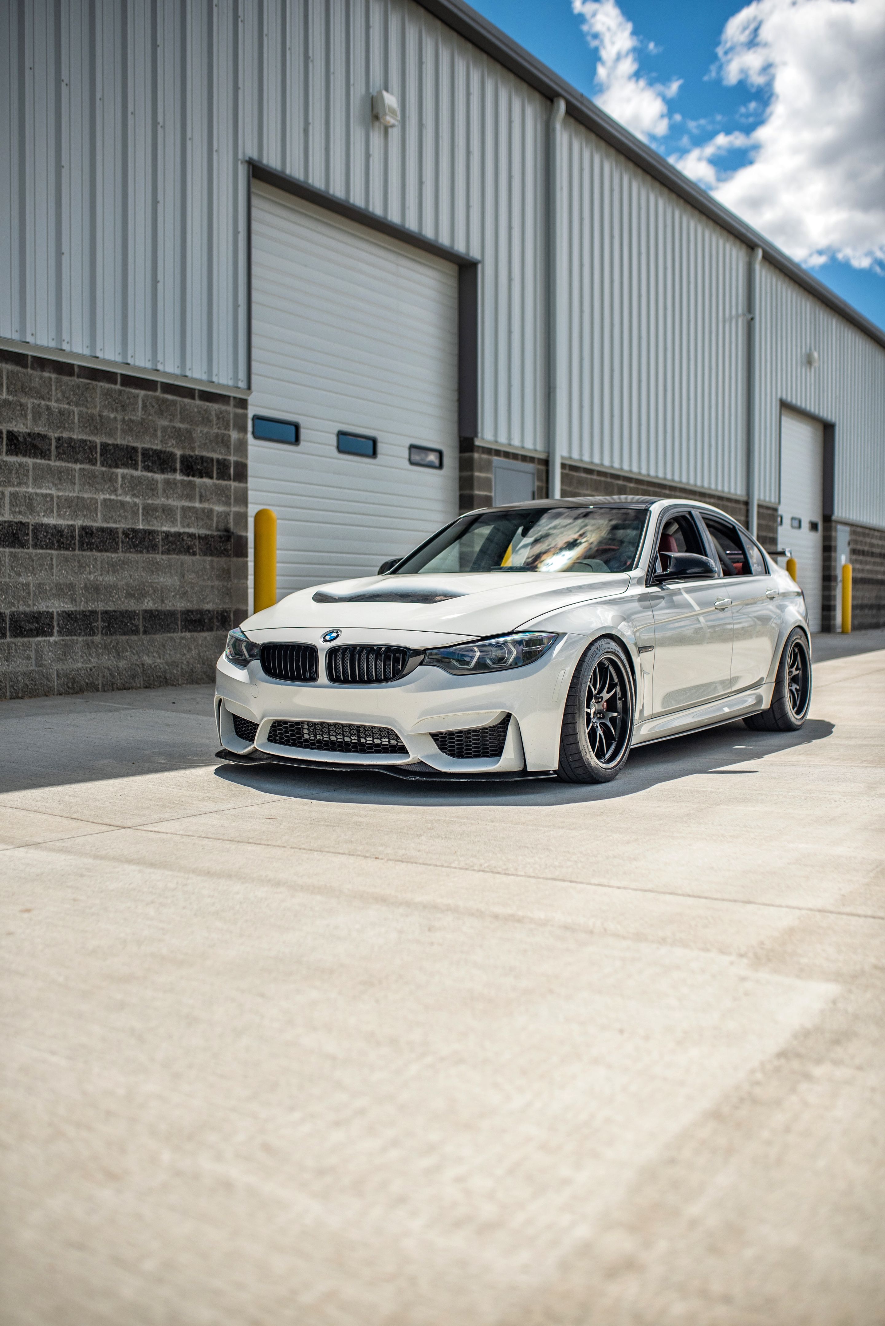 White BMW F80 M3 with 18" FL-5 Apex wheels in Satin Black