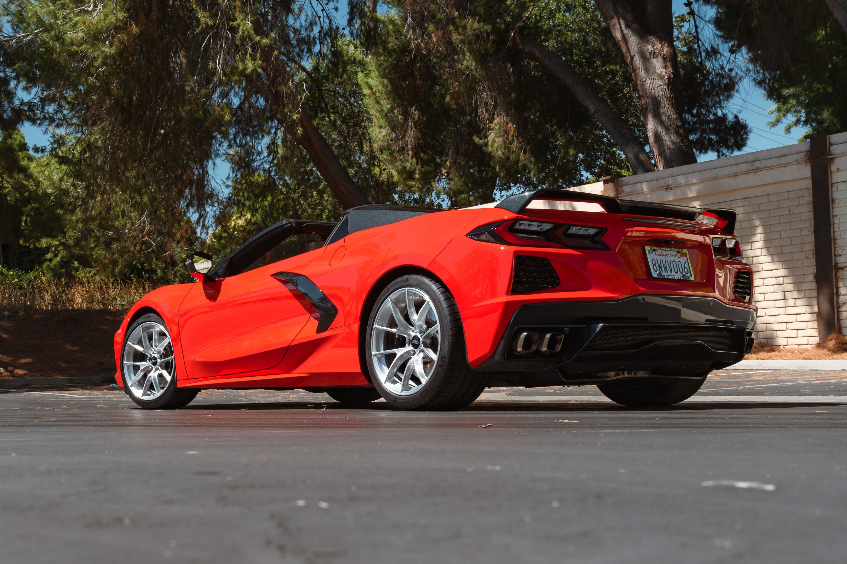 Red Chevrolet C8 Corvette Stingray/Z51 with 19" VS-5RS Apex wheels in Brushed Clear