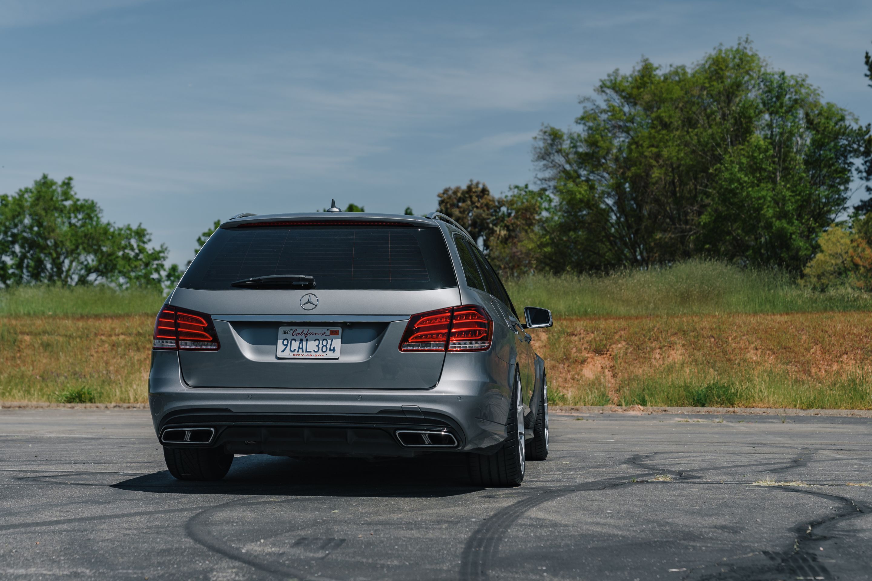 Grey Mercedes-Benz BR212 E-Class AMG with 20" VS-5RS Apex wheels in Brushed Clear