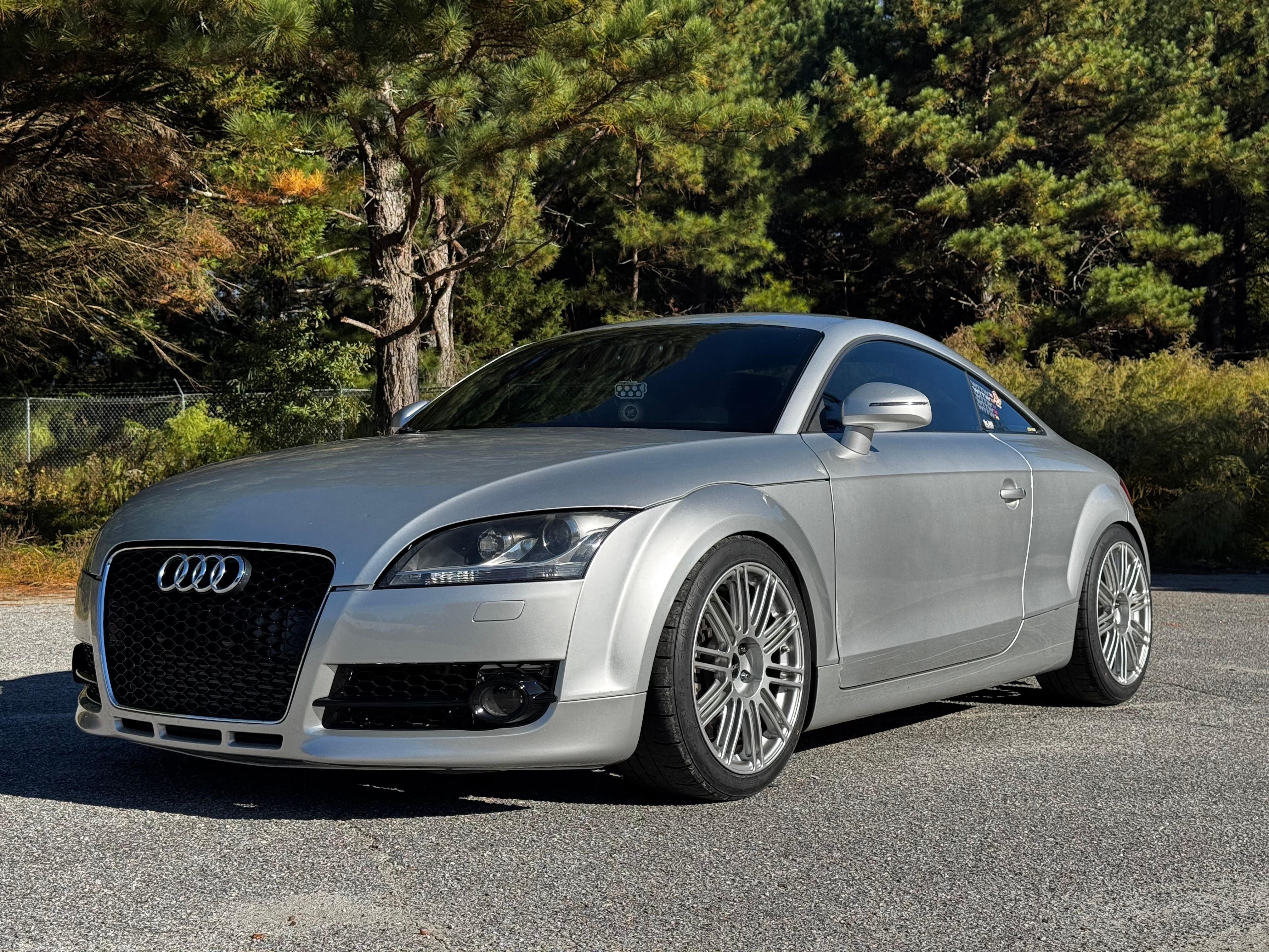 Silver Audi TTS - TC-10RT in Race Silver