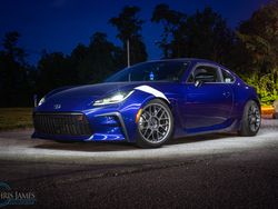 Blue Toyota 86 - ARC-8 in Anthracite