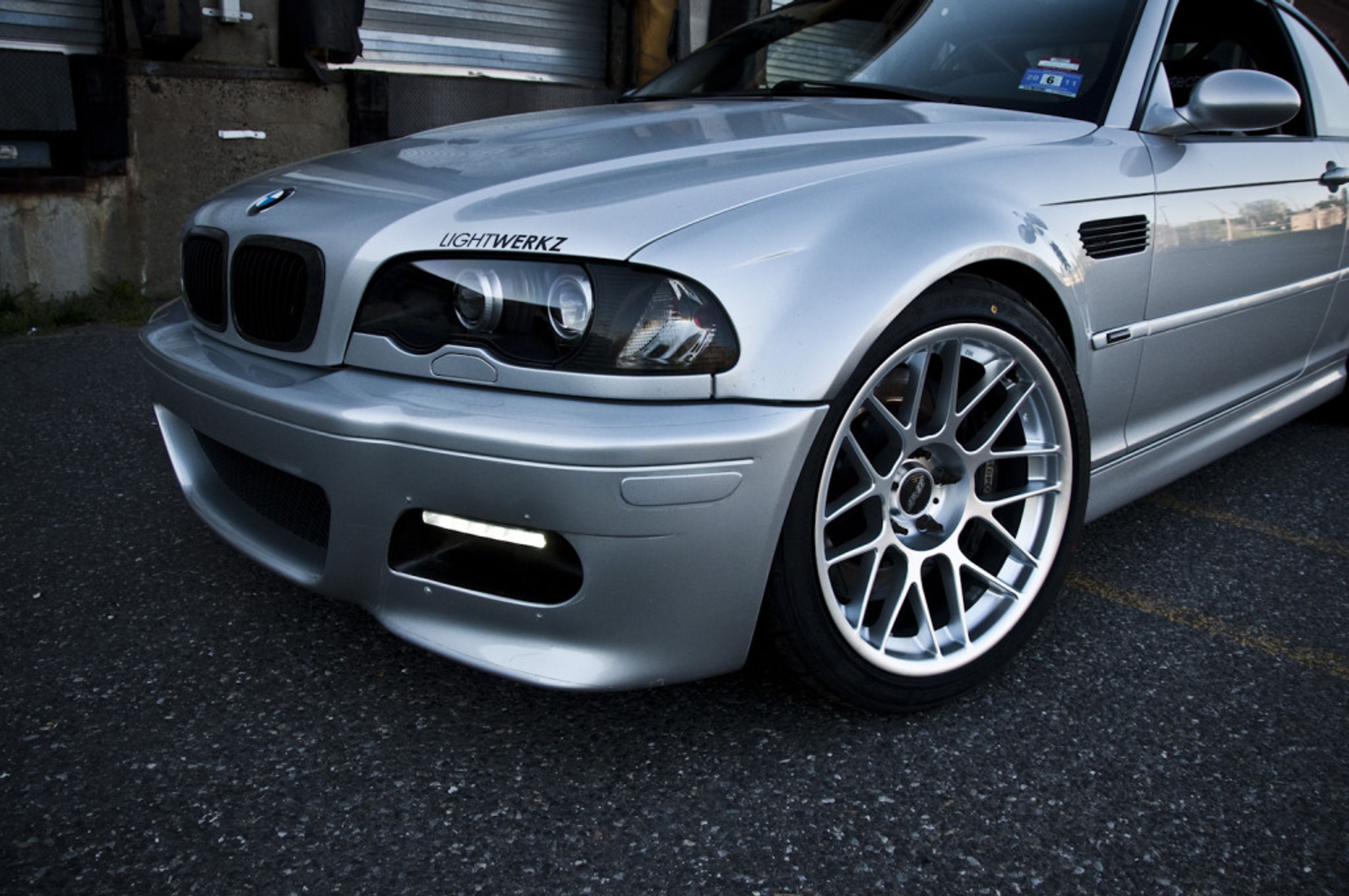 Silver BMW E46 M3 with 18" ARC-8 Apex wheels in Hyper Silver