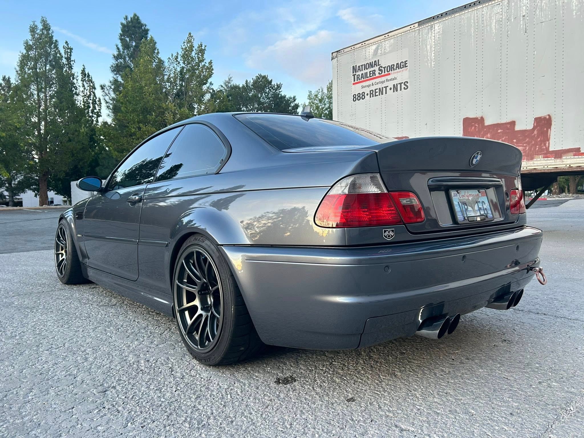 Grey BMW E46 M3 with 18" SM-10RE Apex wheels in Anthracite