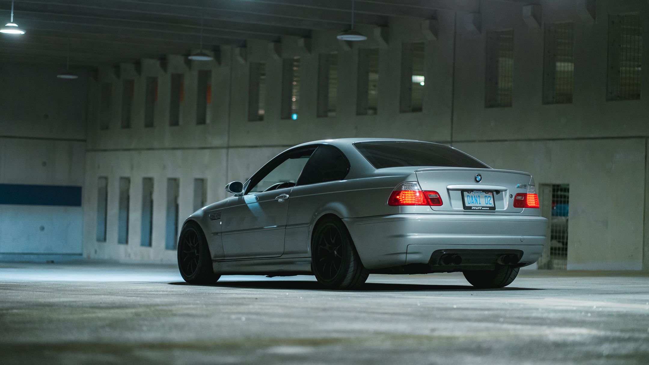 Silver BMW E46 M3 with 18" FL-5 Apex wheels in Satin Black
