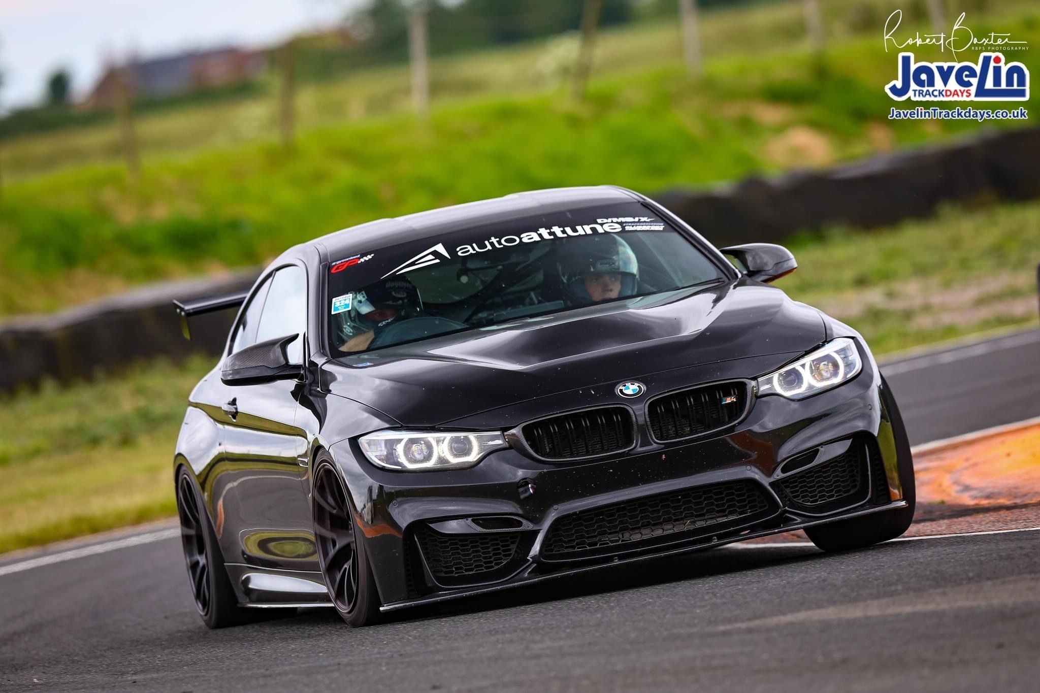 Black BMW F82 Coupe M4 with 18" VS-5RS Apex wheels in Satin Black