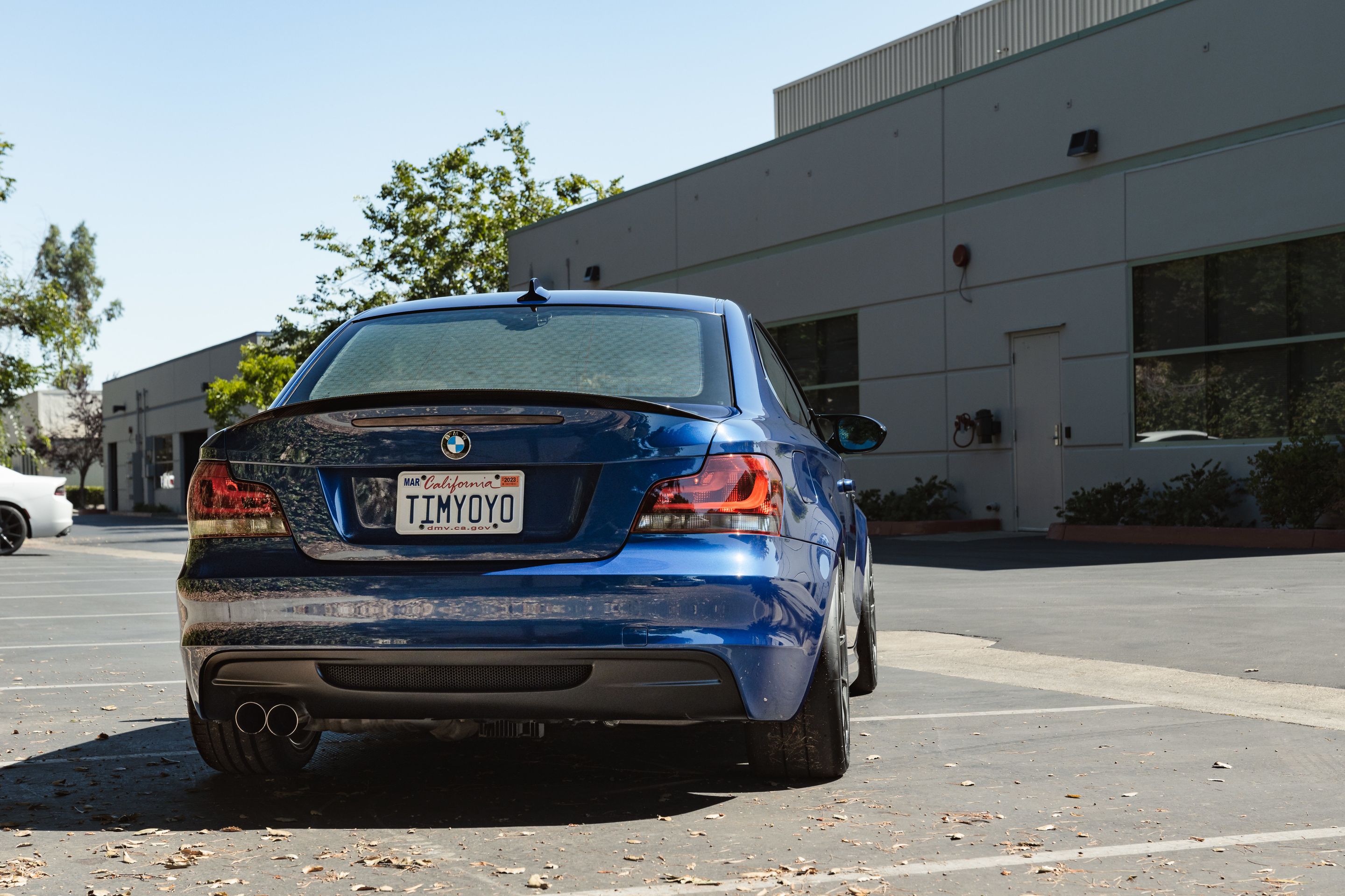 Blue BMW E82 Coupe 1 Series with 17" VS-5RS Apex wheels in Anthracite