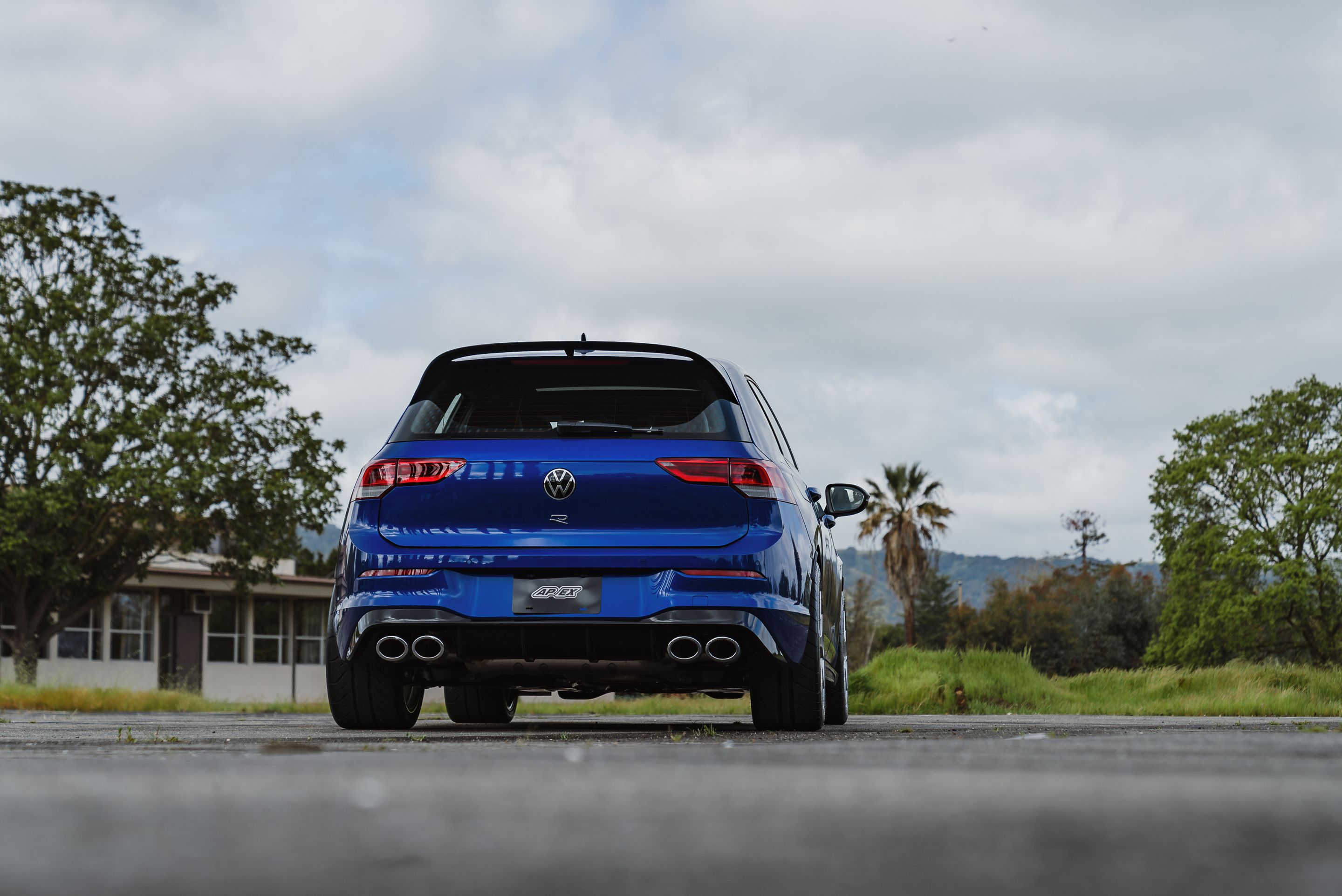 Blue VW MK8 Golf R with 17" VS-5RS Apex wheels in Brushed Clear
