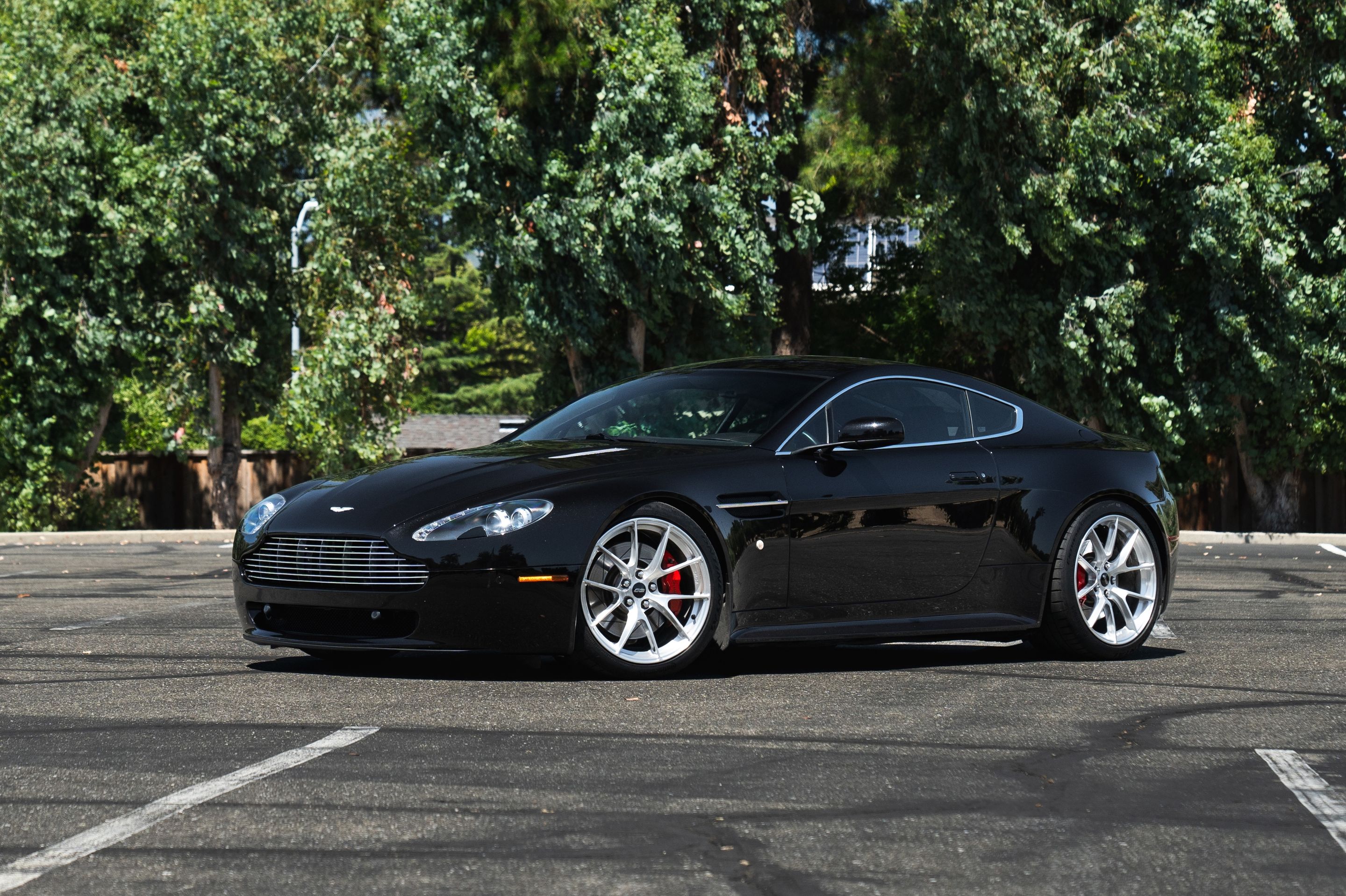 Black Aston Martin V8/V12 Vantage with 19" VS-5RS Apex wheels in Brushed Clear