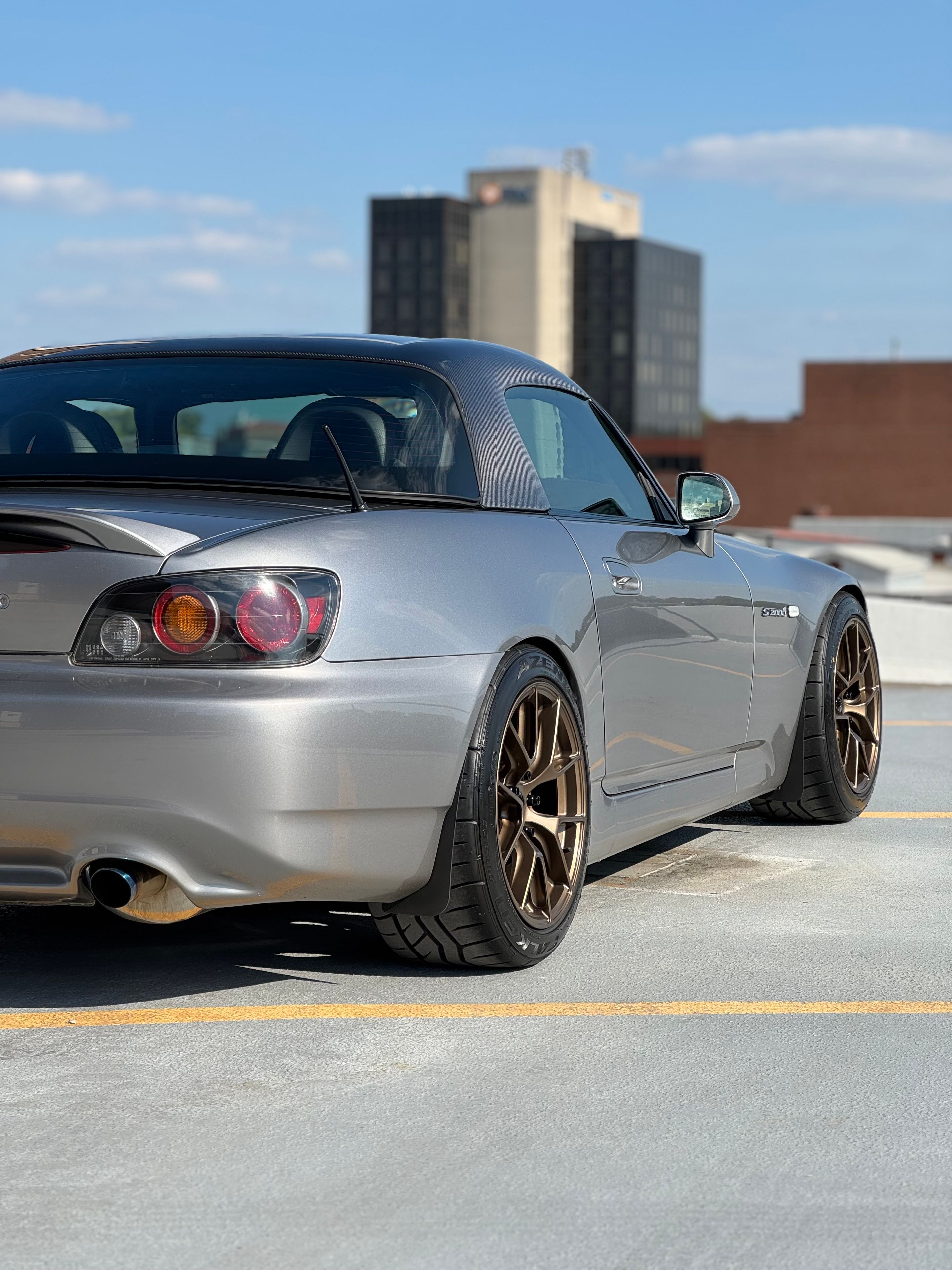 Silver Honda S2000 with 17" VS-5 Apex wheels in Satin Bronze