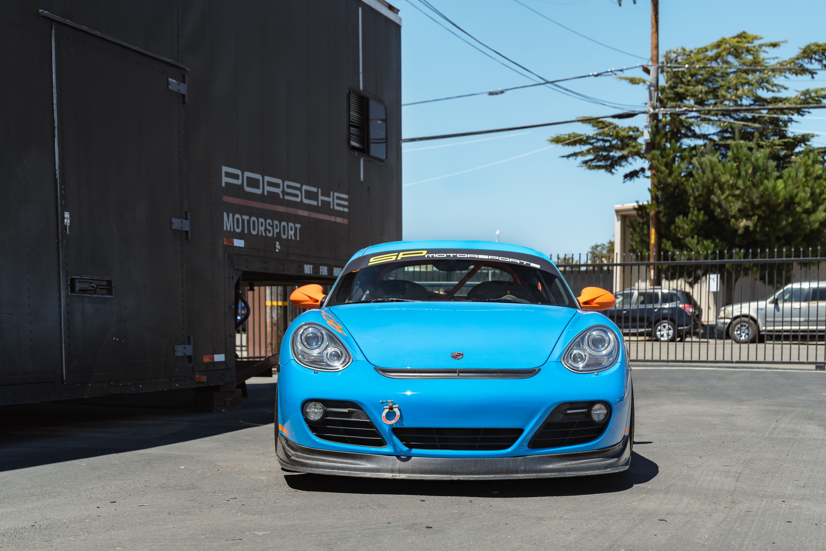 Blue Porsche 987 Cayman S with 18" VS-5RS Apex wheels in Custom Finish
