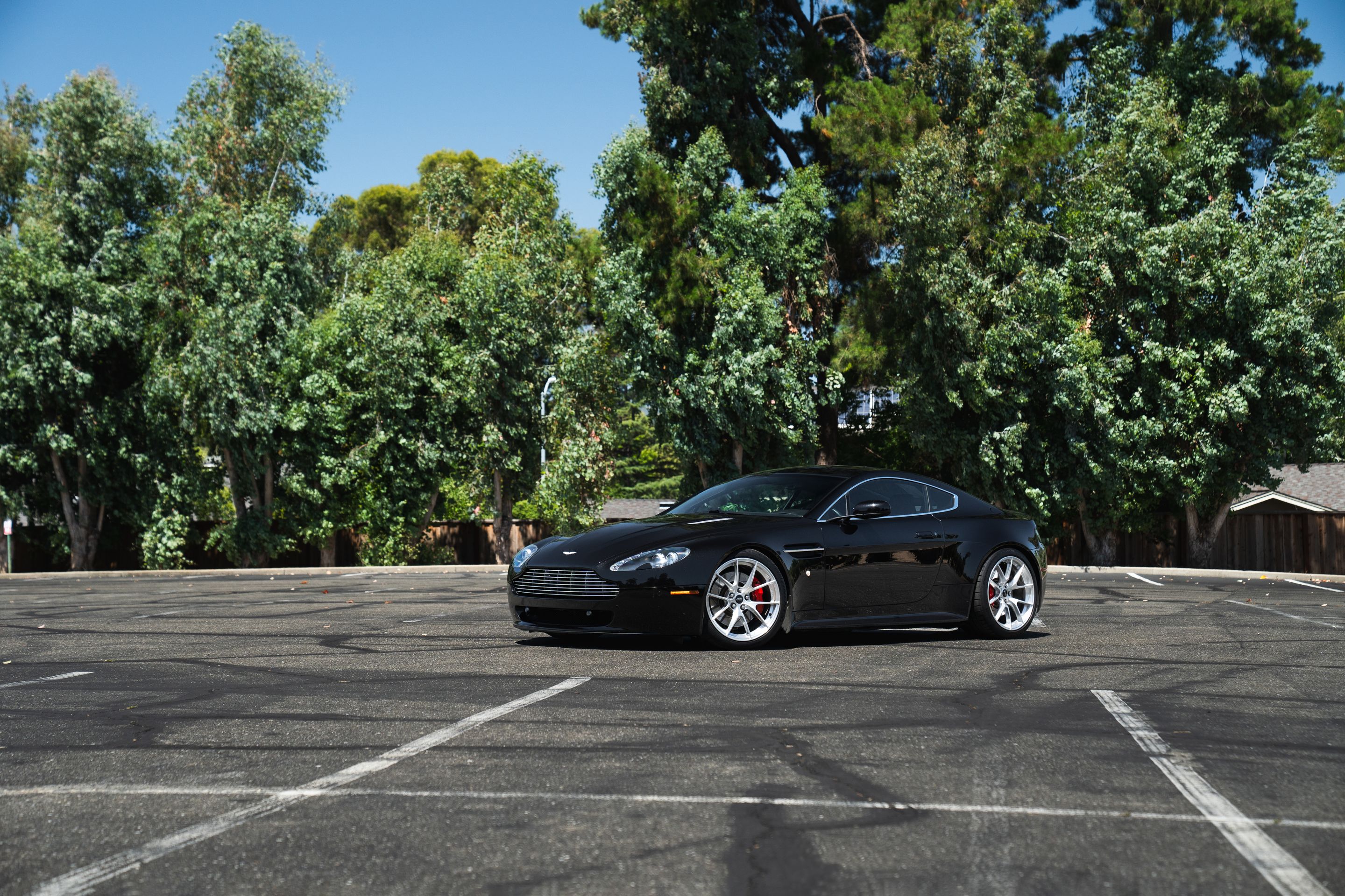 Black Aston Martin V8/V12 Vantage with 19" VS-5RS Apex wheels in Brushed Clear