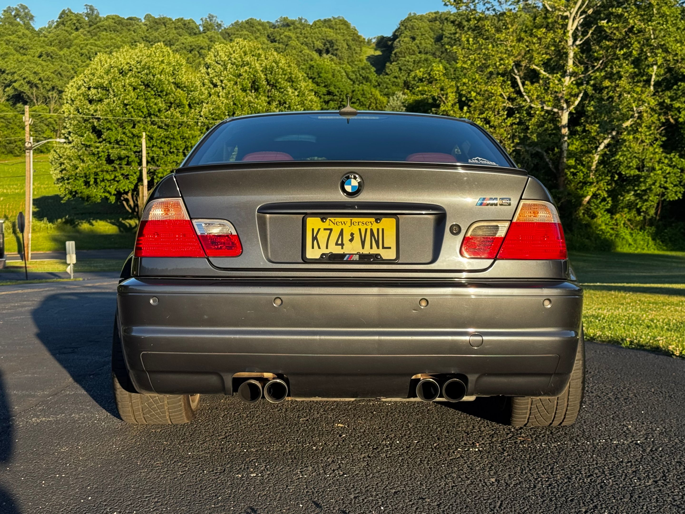Grey BMW E46 M3 with 18" ML-10RT Apex wheels in Machined Lip Race Silver