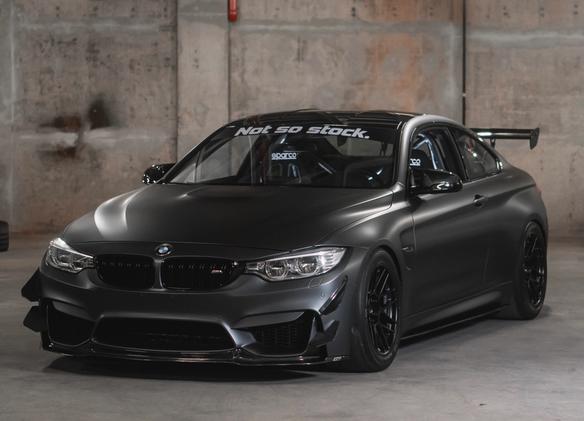 BMW F82 Coupe M4 with 18" ARC-8 in Satin Black