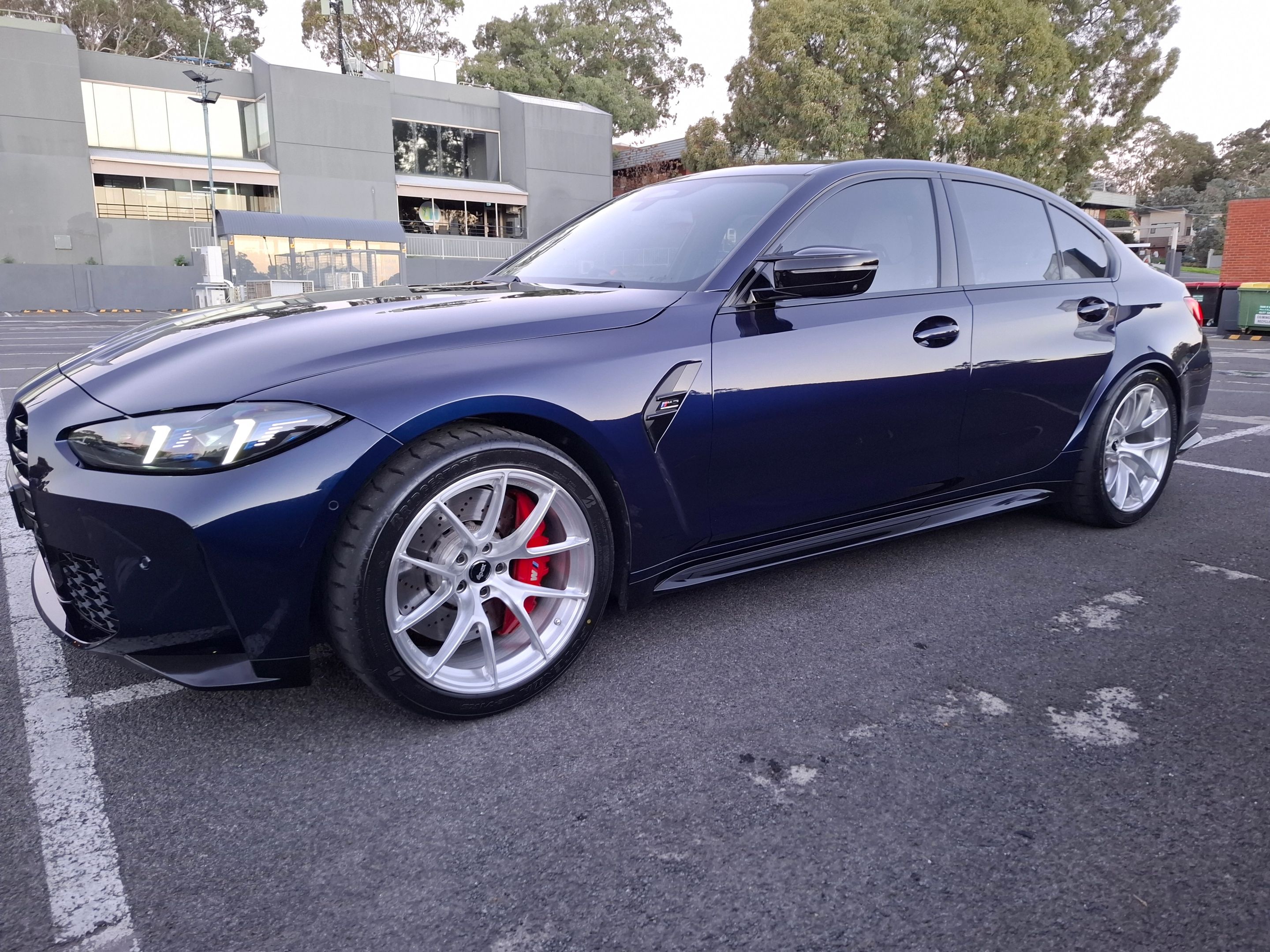 Blue BMW G80 M3 with 19" VS-5RS Apex wheels in Brushed Clear