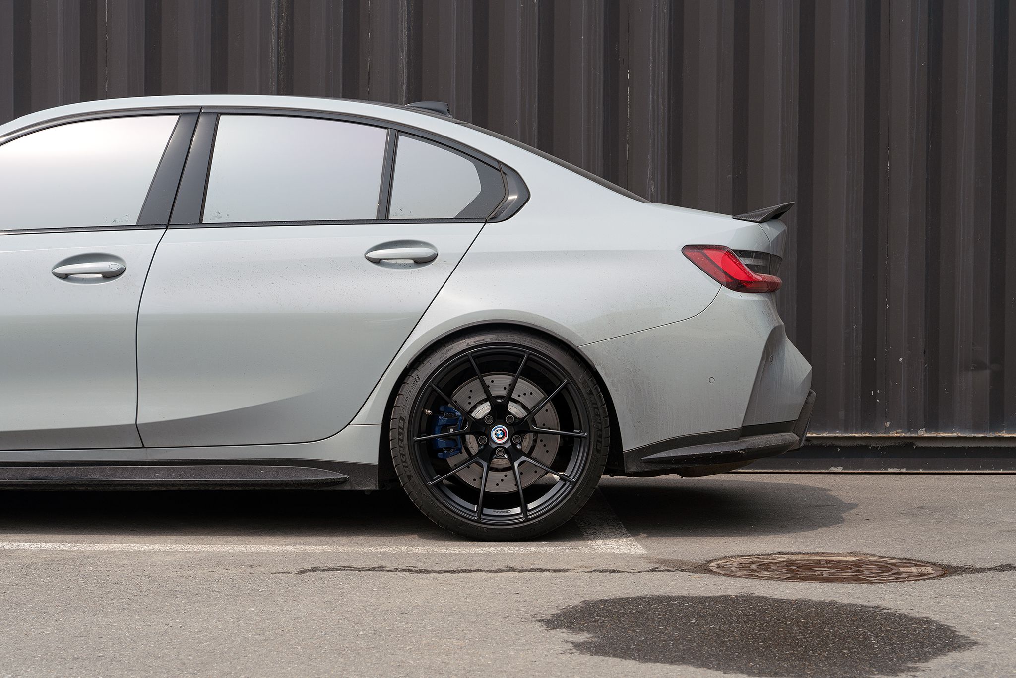 Grey BMW G80 M3 with 19"/20" VS-5RS Apex wheels in Satin Black