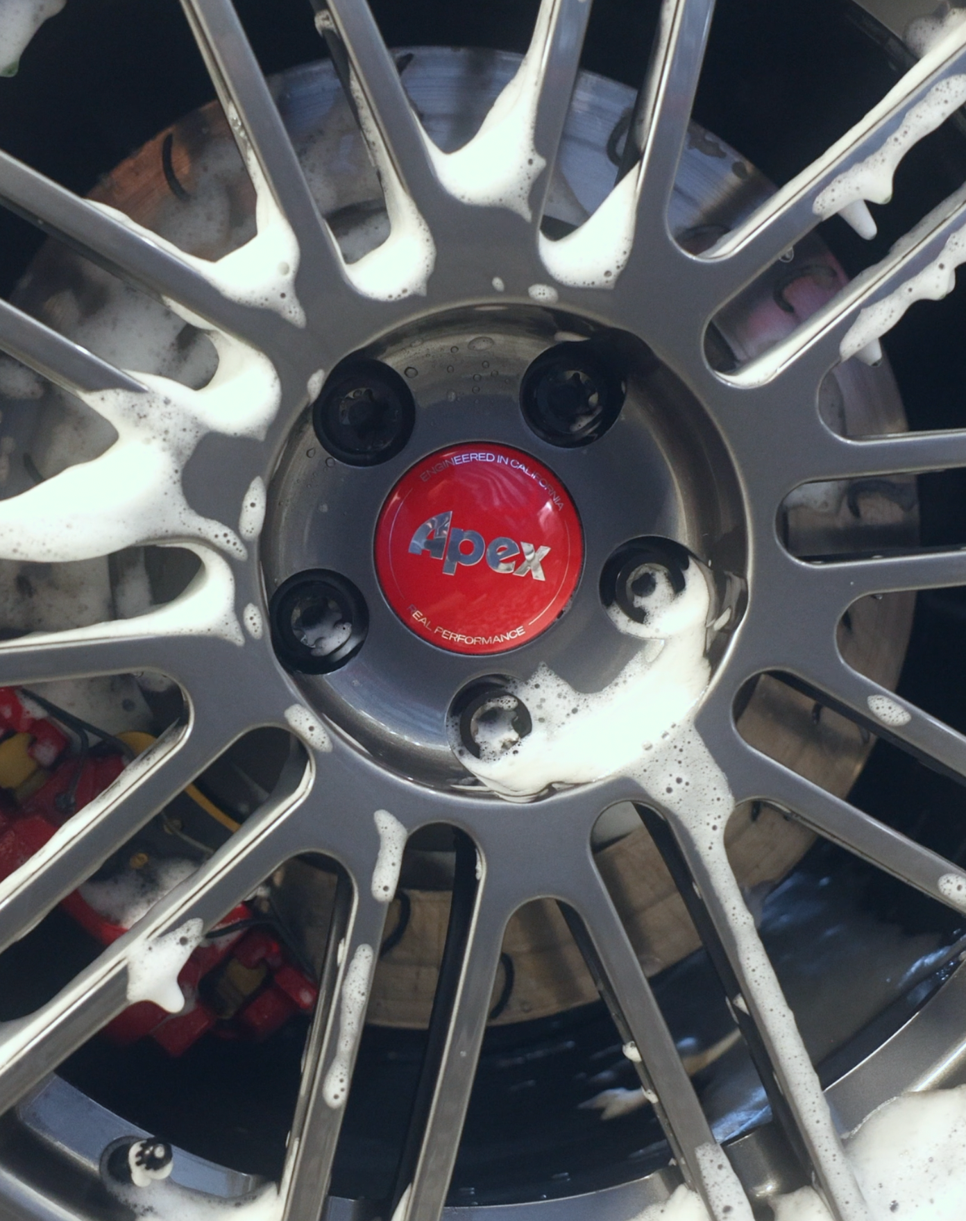 Race Livery Audi FV/8S TT RS with 18" TC-10RT Apex wheels in Anthracite