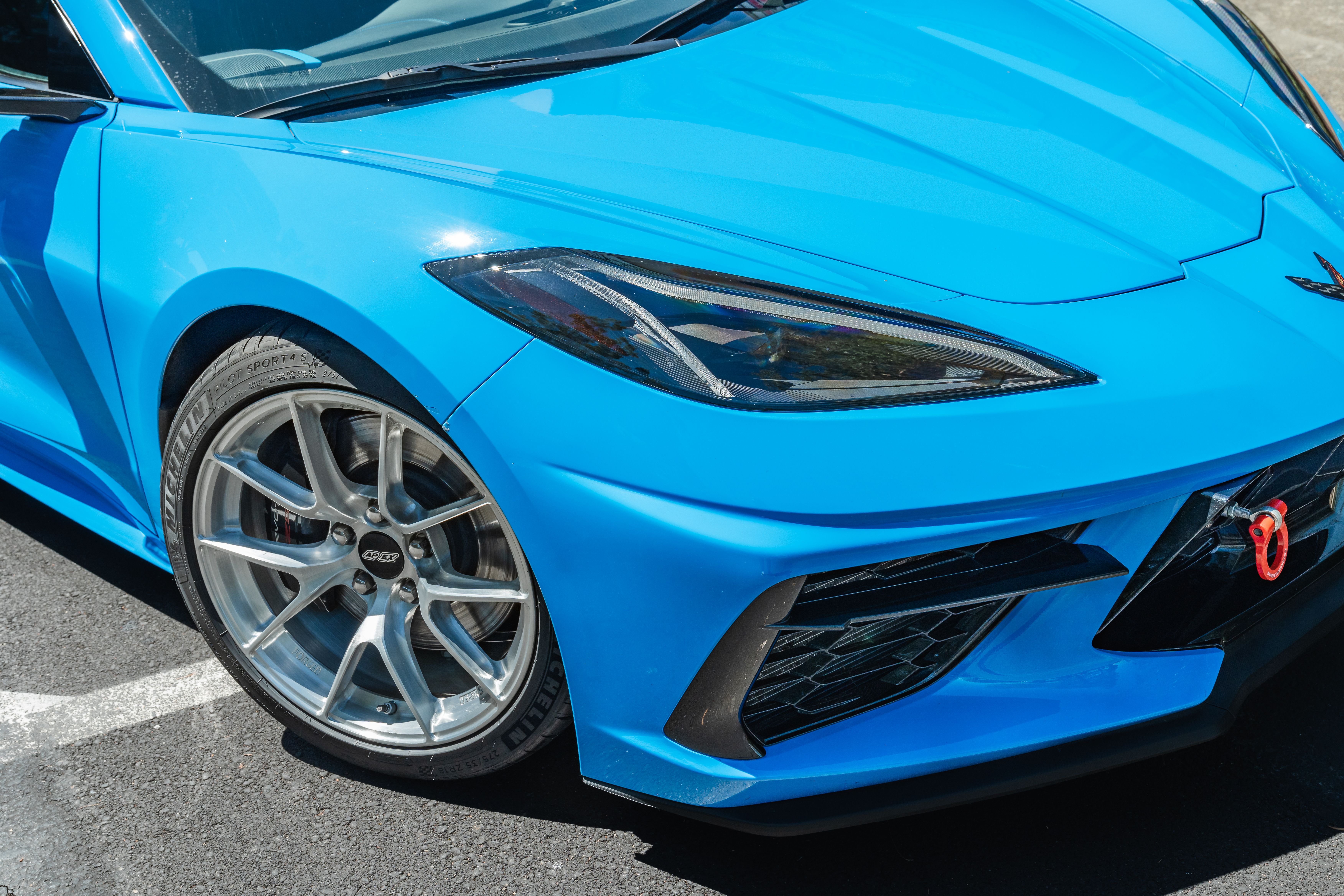 Chevrolet C8 Corvette Stingray/Z51 with 18