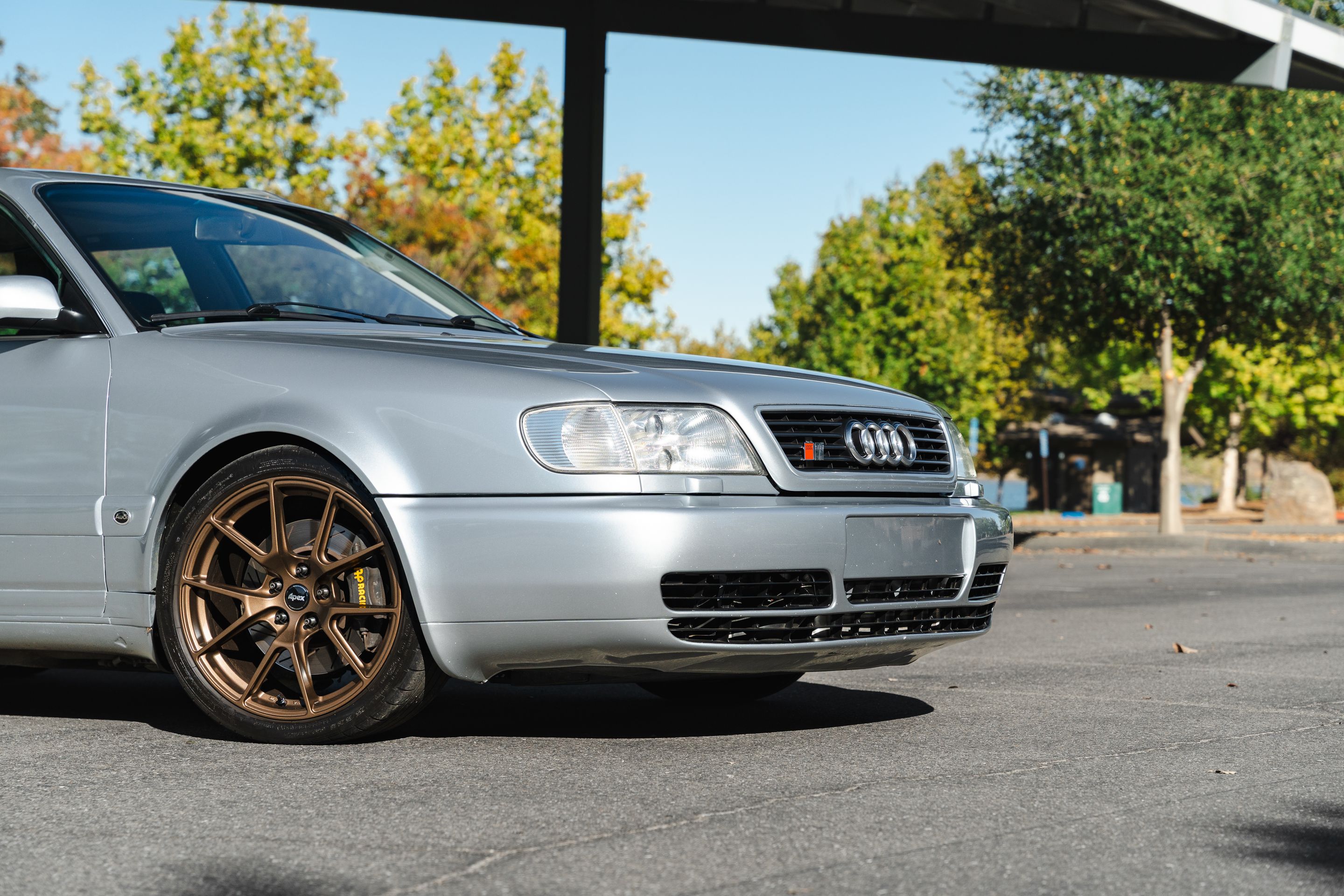 Silver Audi C4 S6 Avant/Wagon with 18" VS-5 Apex wheels in Satin Bronze