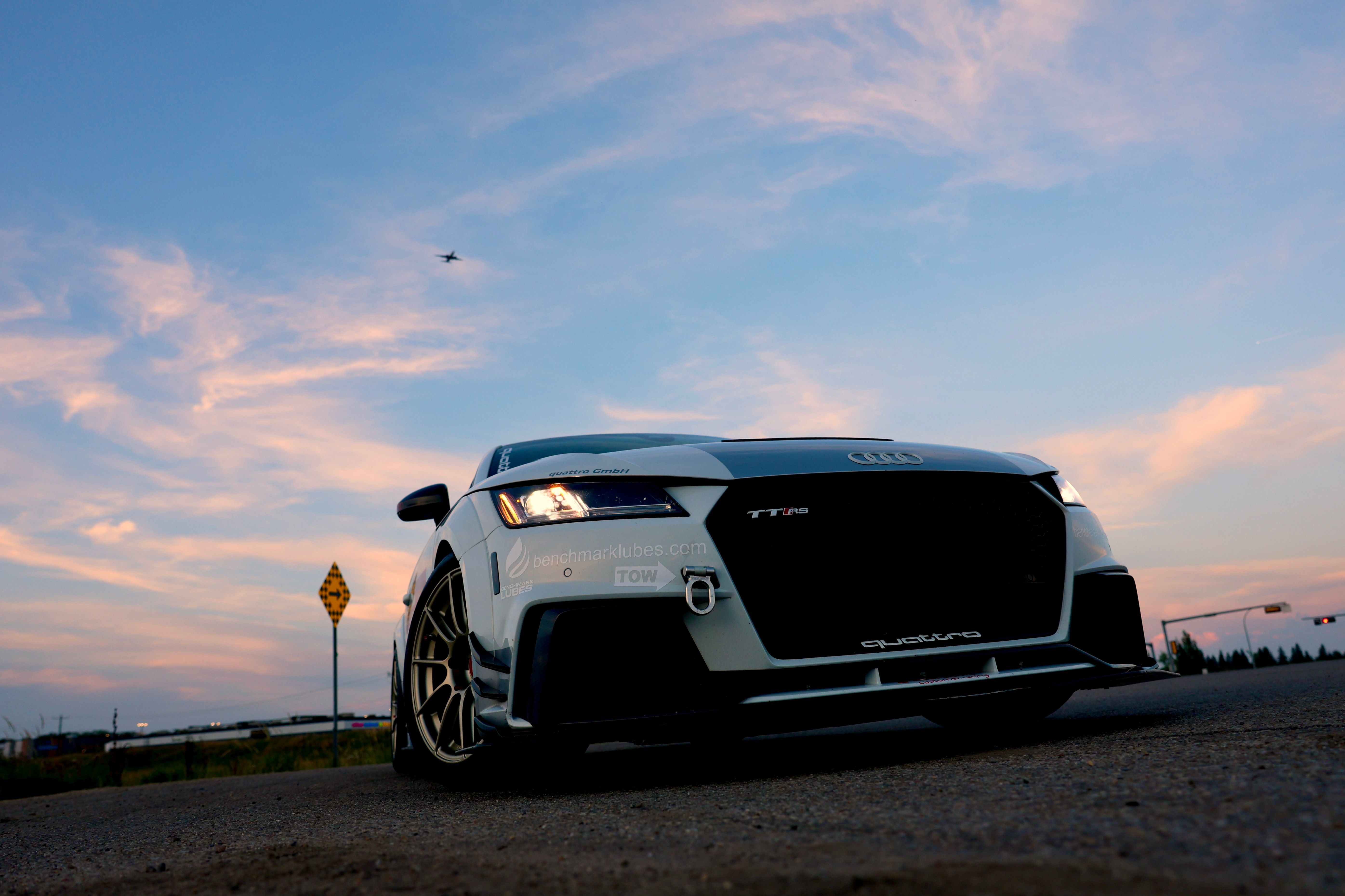 Audi FV/8S TT RS with 18